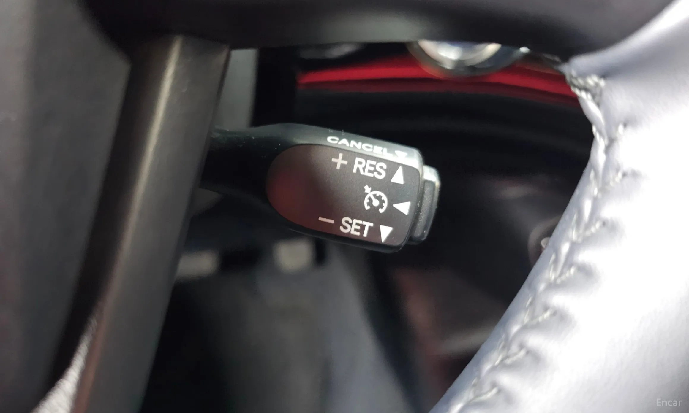 Toyota Prius 4th Generation превью 19