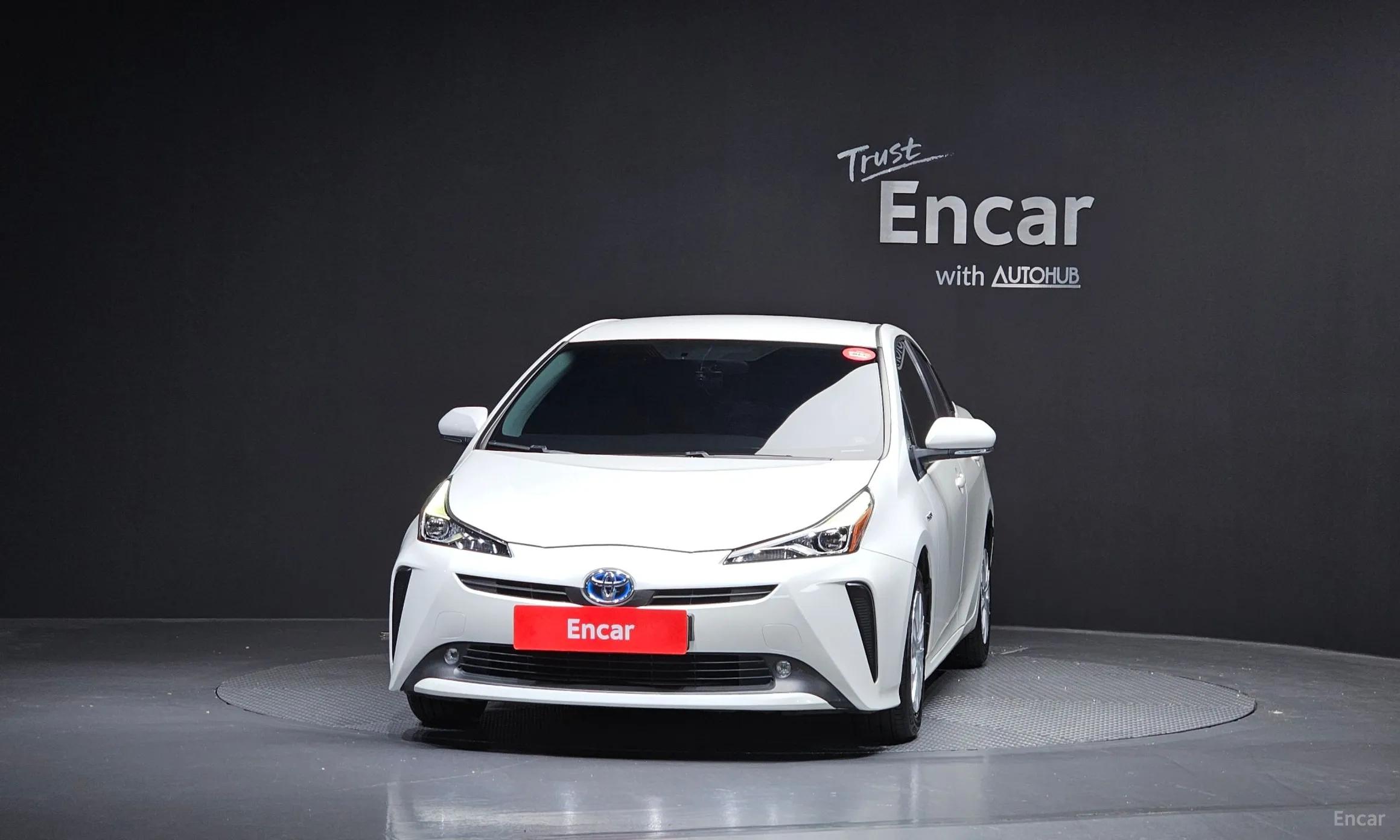 Toyota Prius 4th Generation превью 3