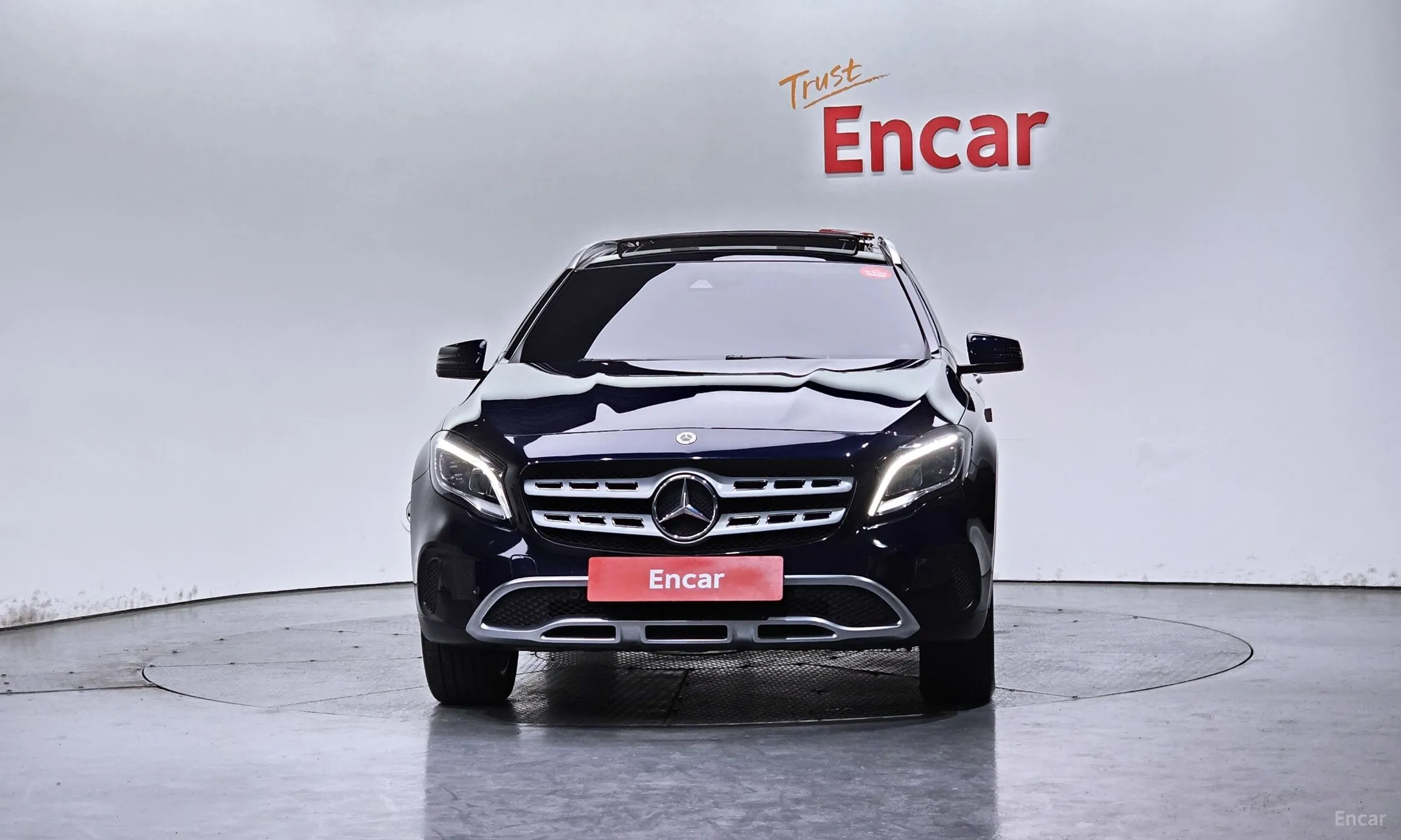 Mercedes Benz GLA-Class X156 превью 3