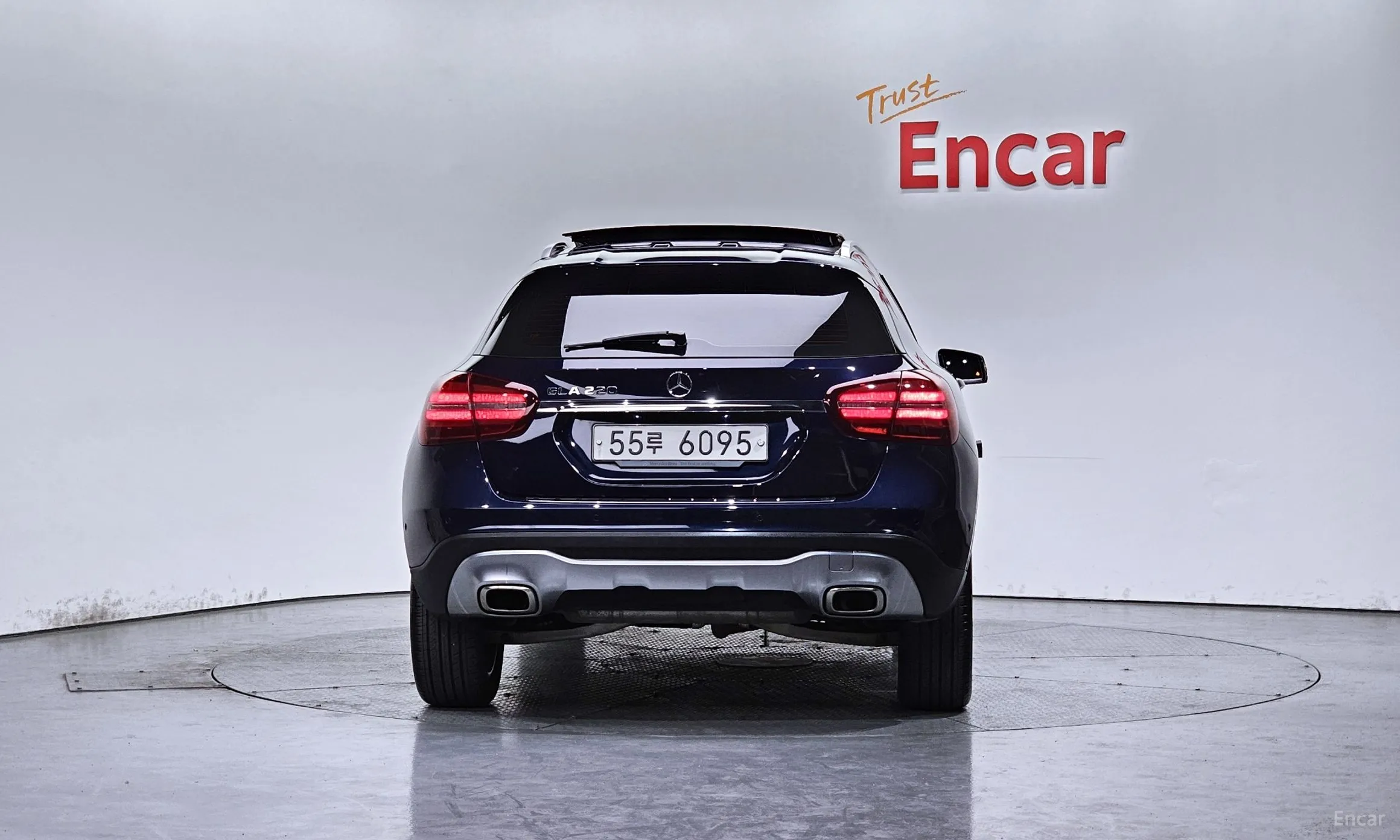 Mercedes Benz GLA-Class X156 превью 4