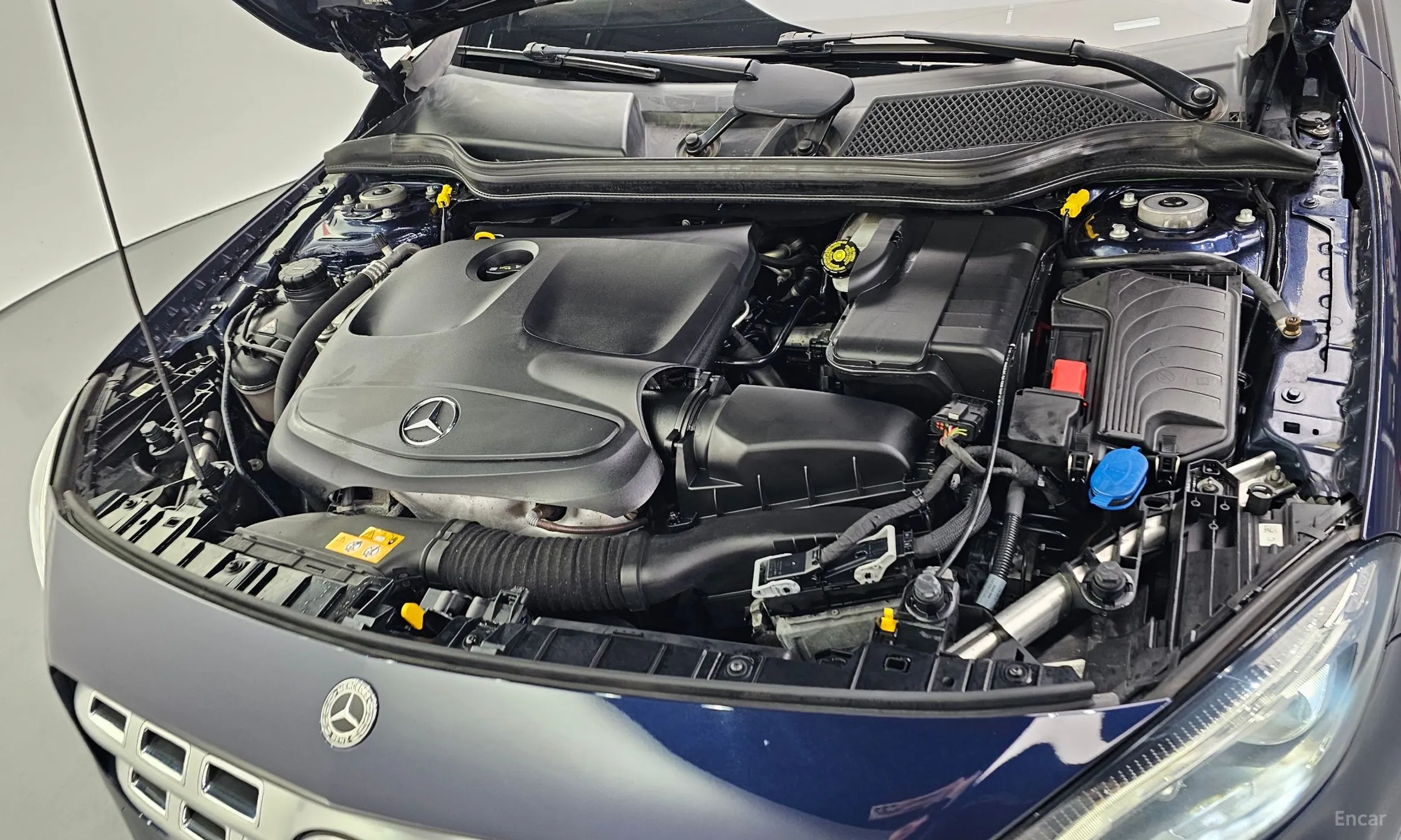 Mercedes Benz GLA-Class X156 превью 6