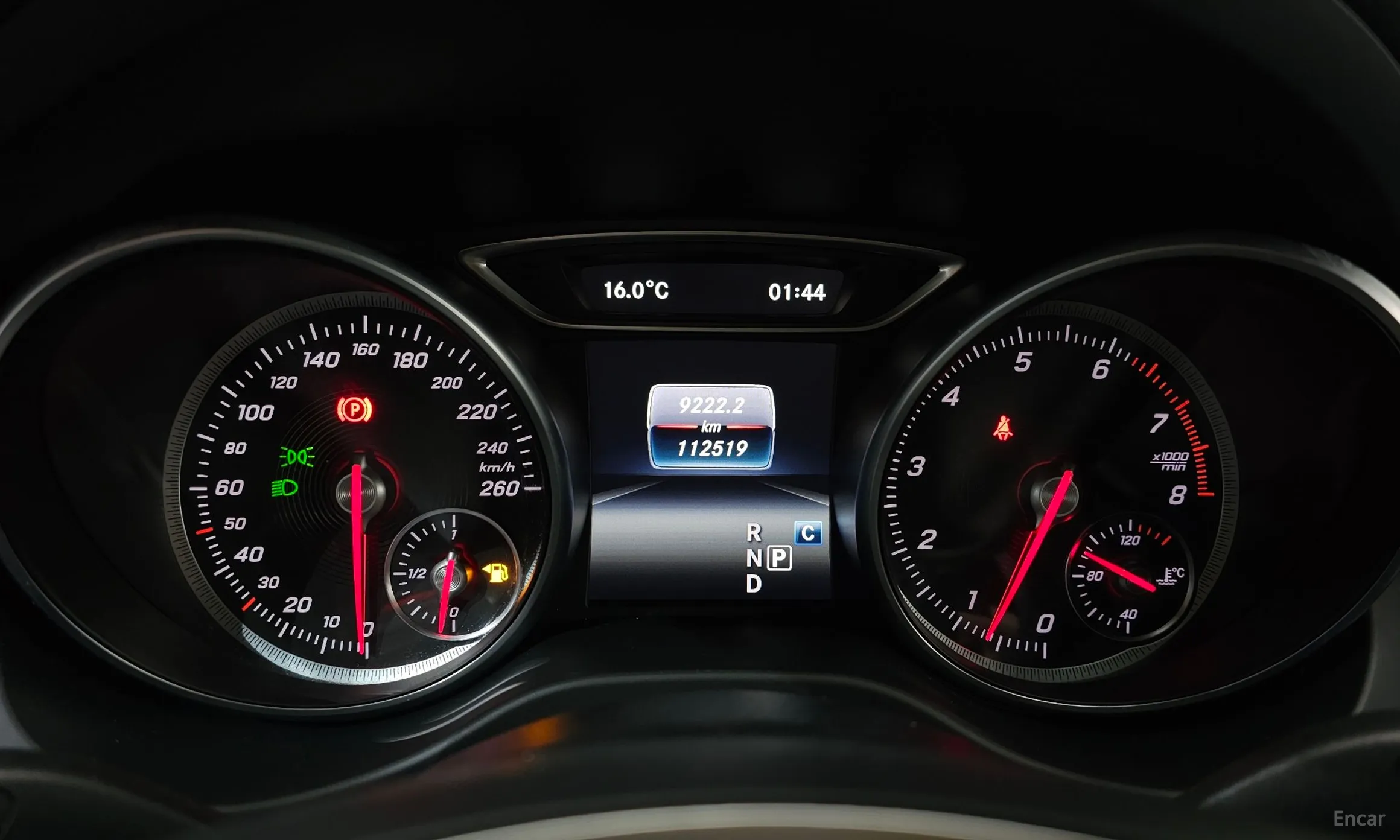 Mercedes Benz GLA-Class X156 превью 8