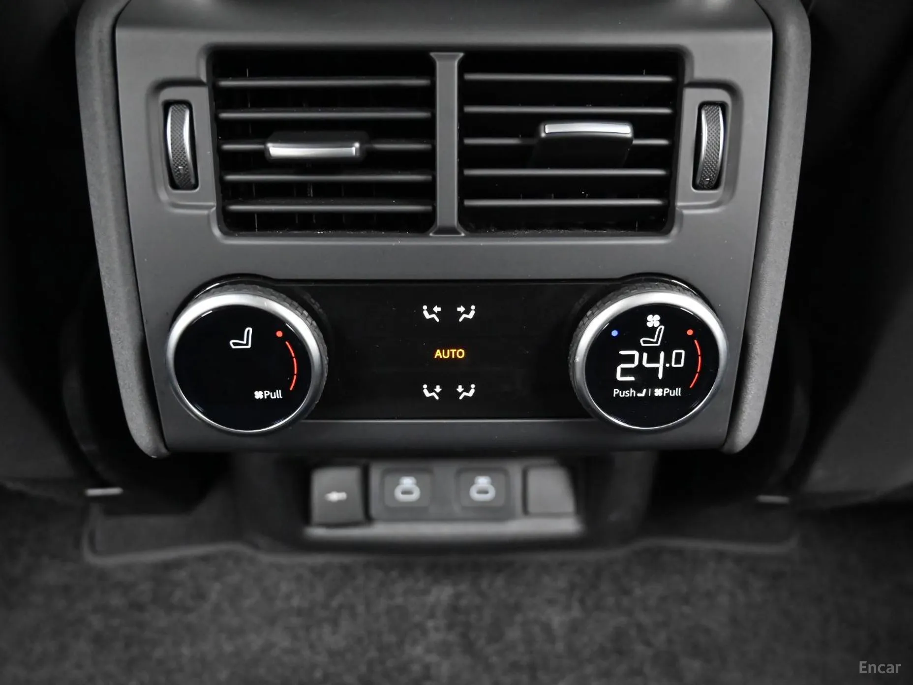 Land Rover Discovery 5 превью 16