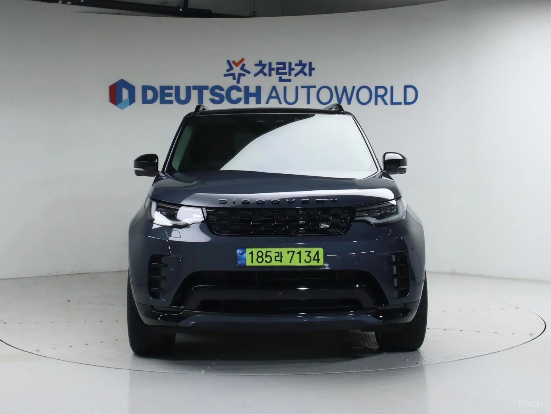 Land Rover Discovery 5 превью 3
