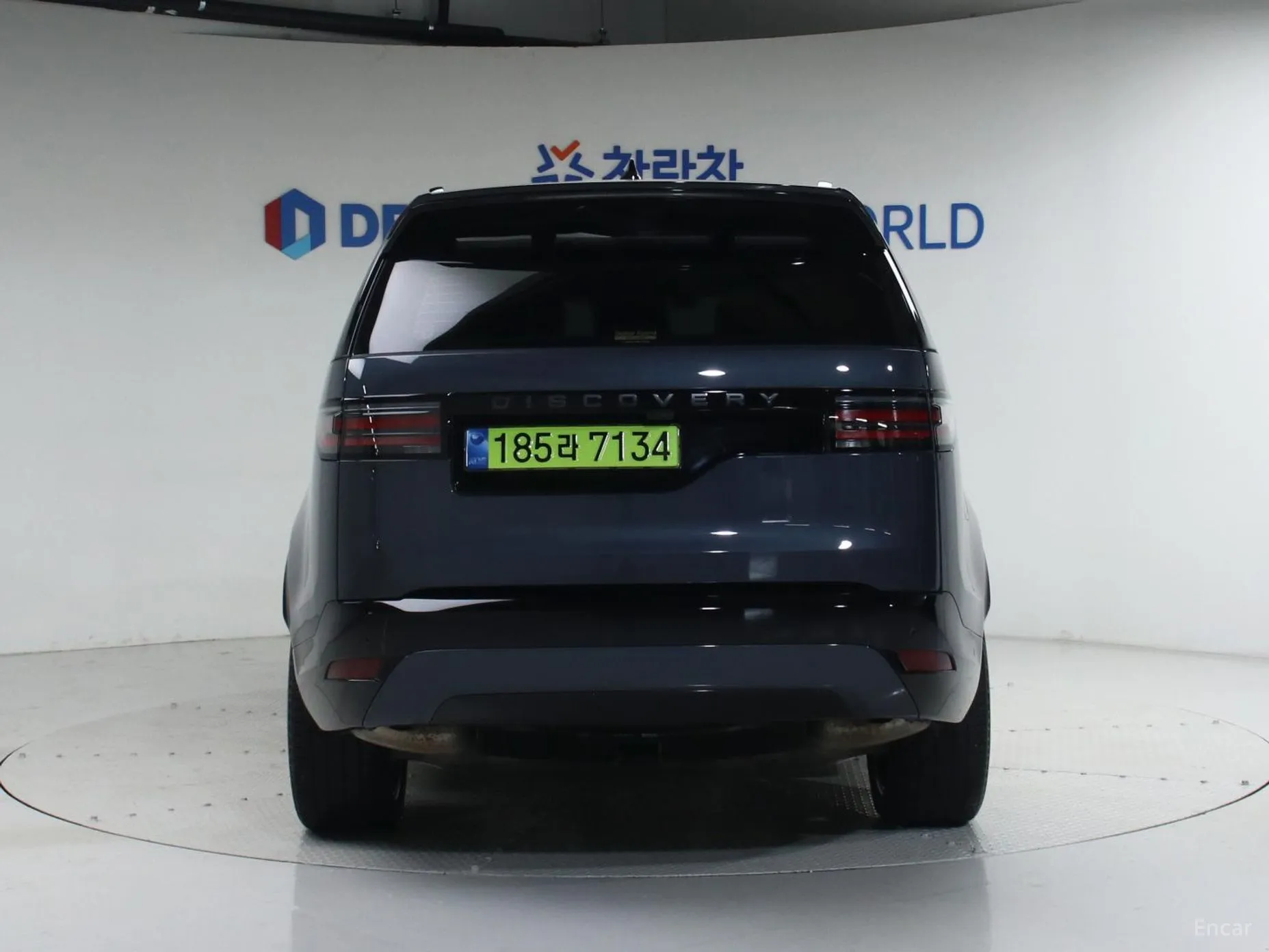 Land Rover Discovery 5 превью 4