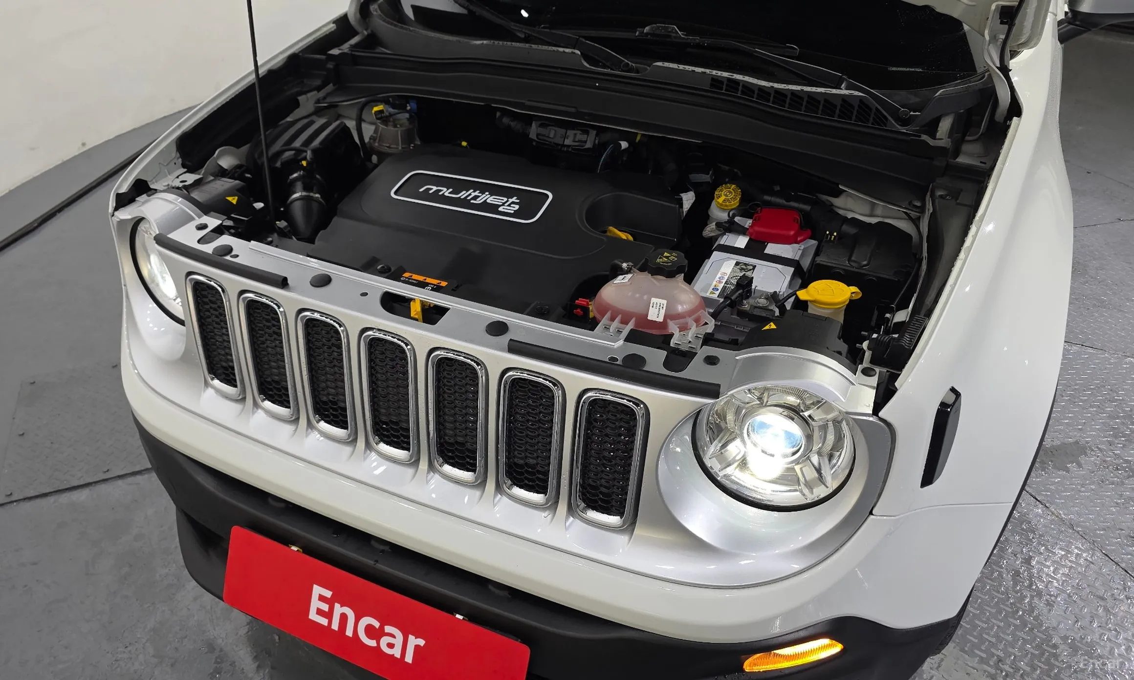 Jeep Renegade превью 6
