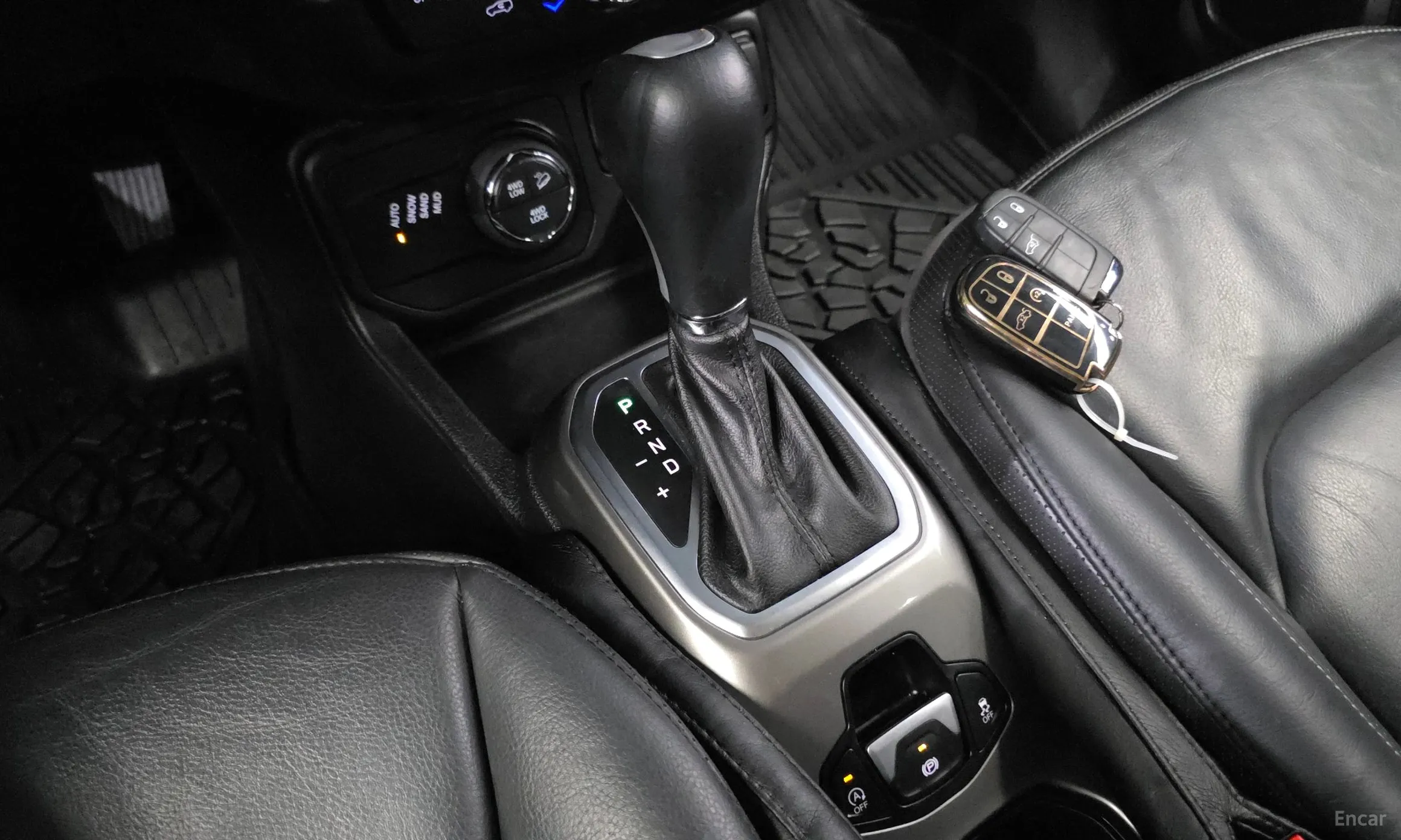 Jeep Renegade превью 9