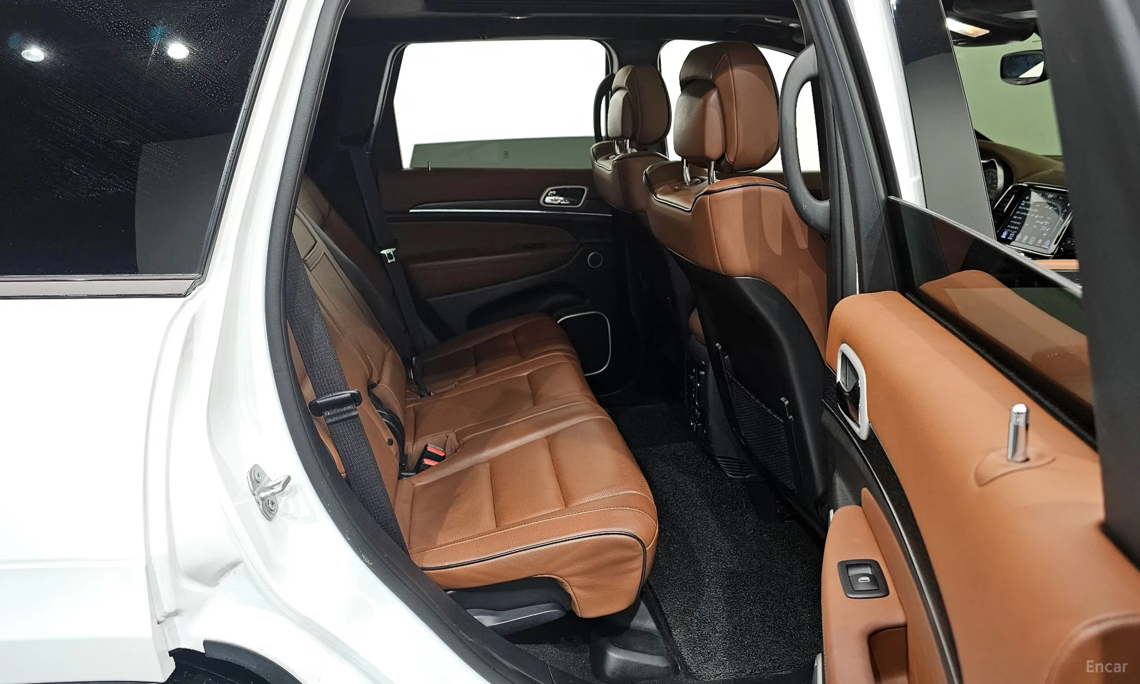 Jeep Grand Cherokee превью 12