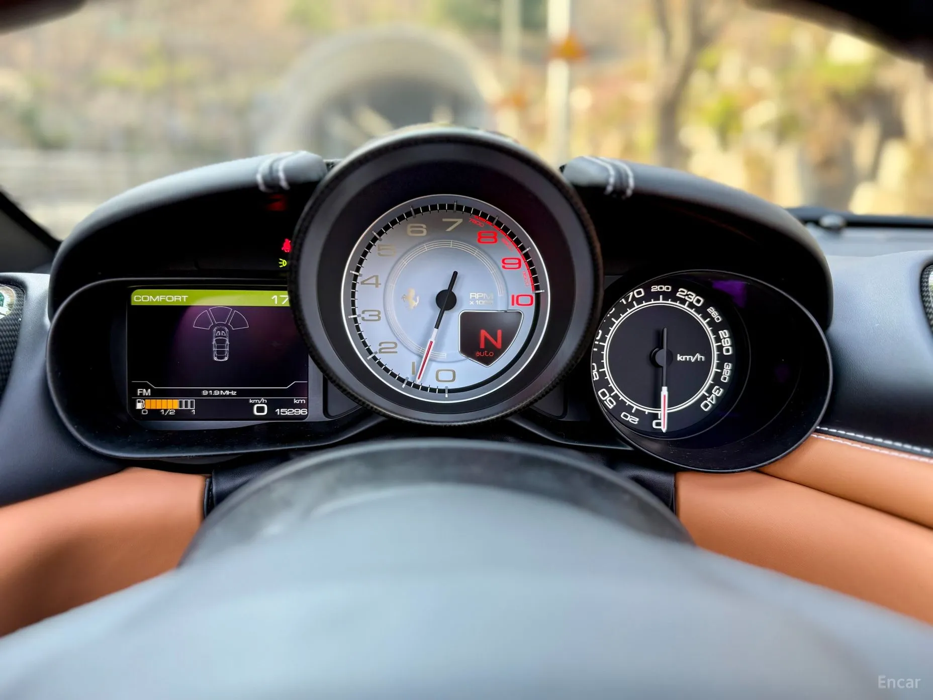 Ferrari California превью 10