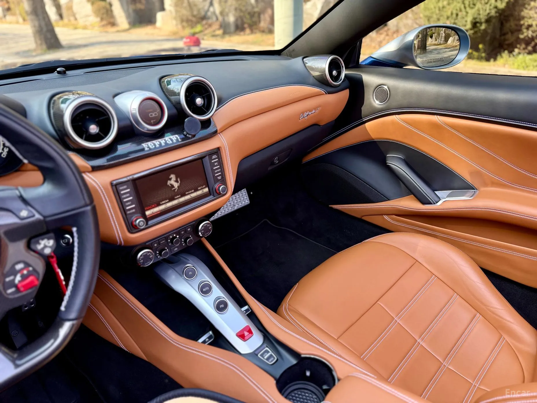 Ferrari California превью 11