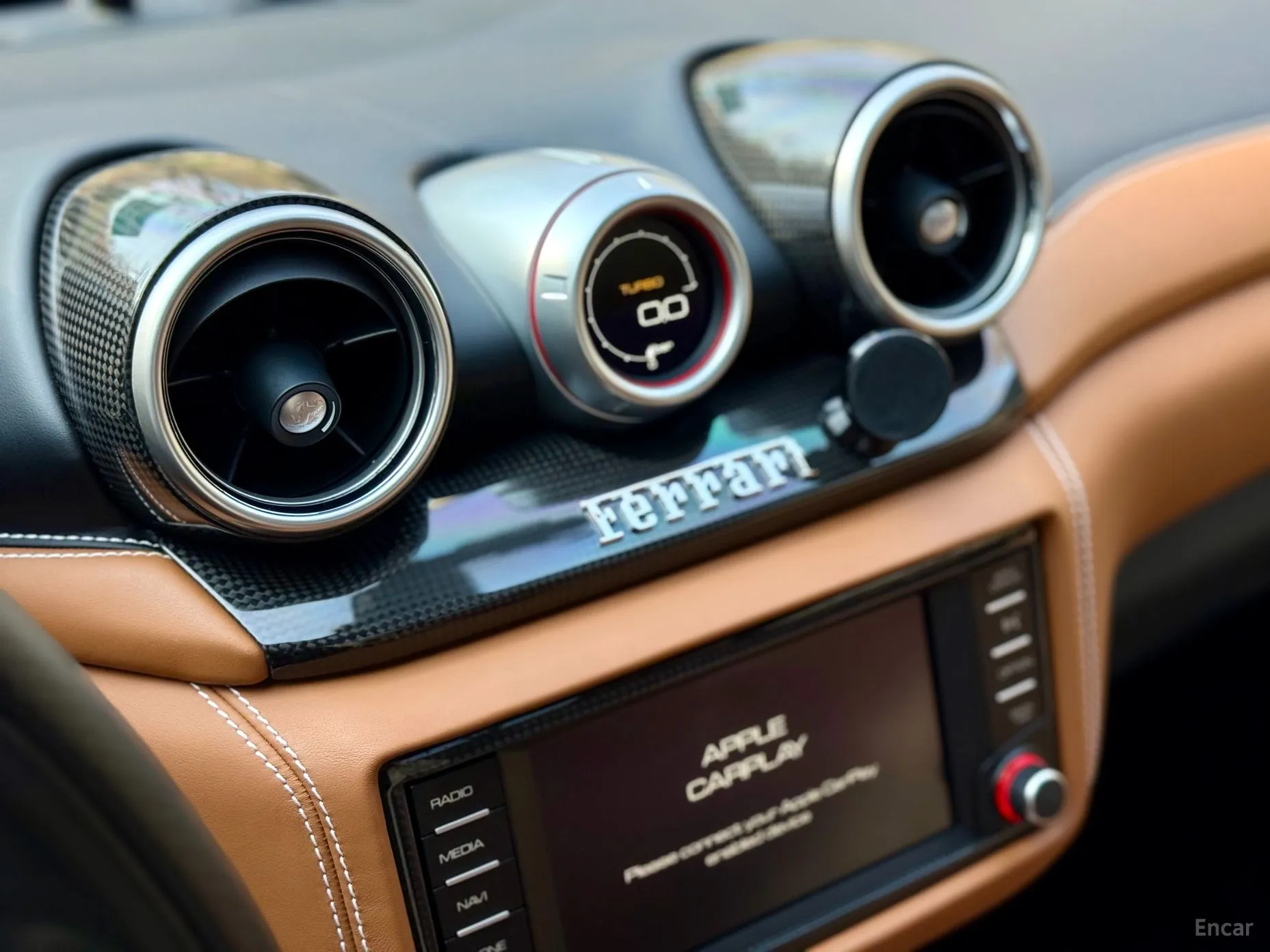 Ferrari California превью 12