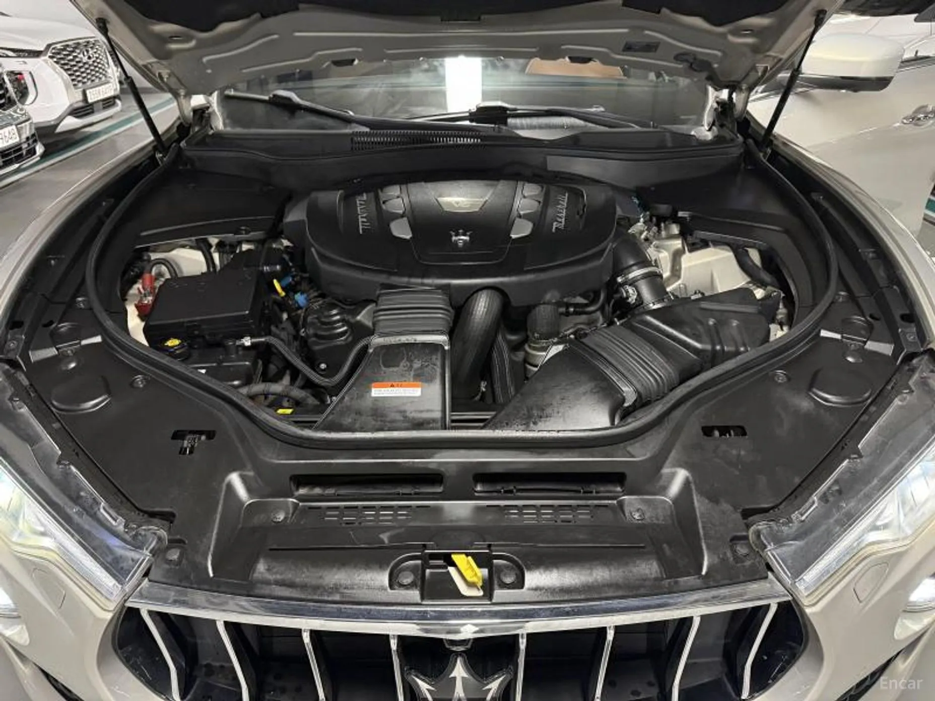 Maserati Levante превью 5