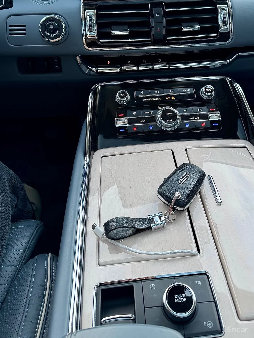 Lincoln Navigator 4th generation превью 11