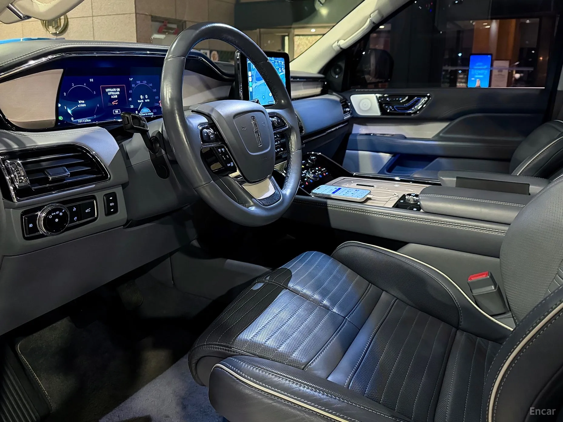 Lincoln Navigator 4th generation превью 9