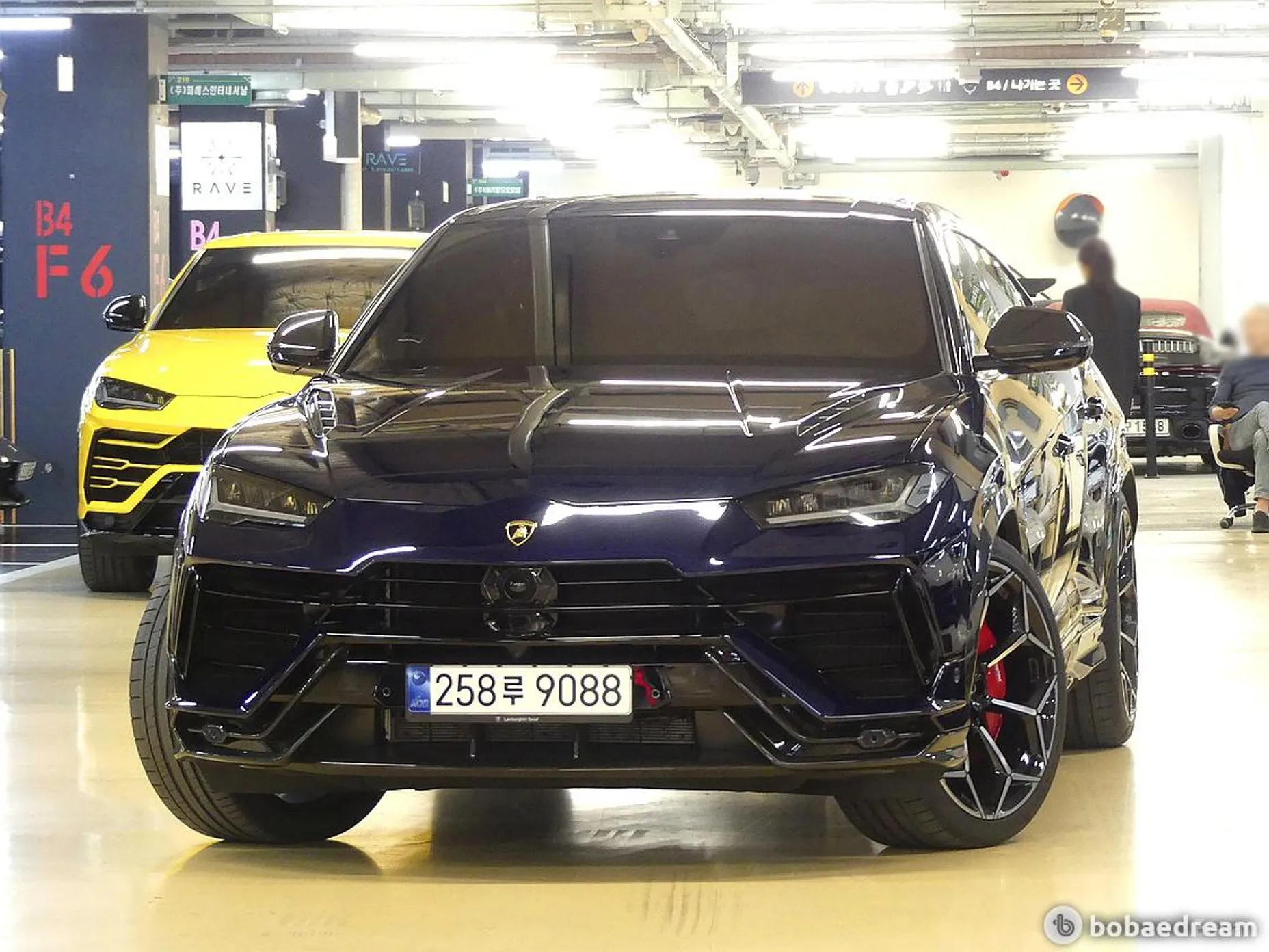 Lamborghini Urus превью 3