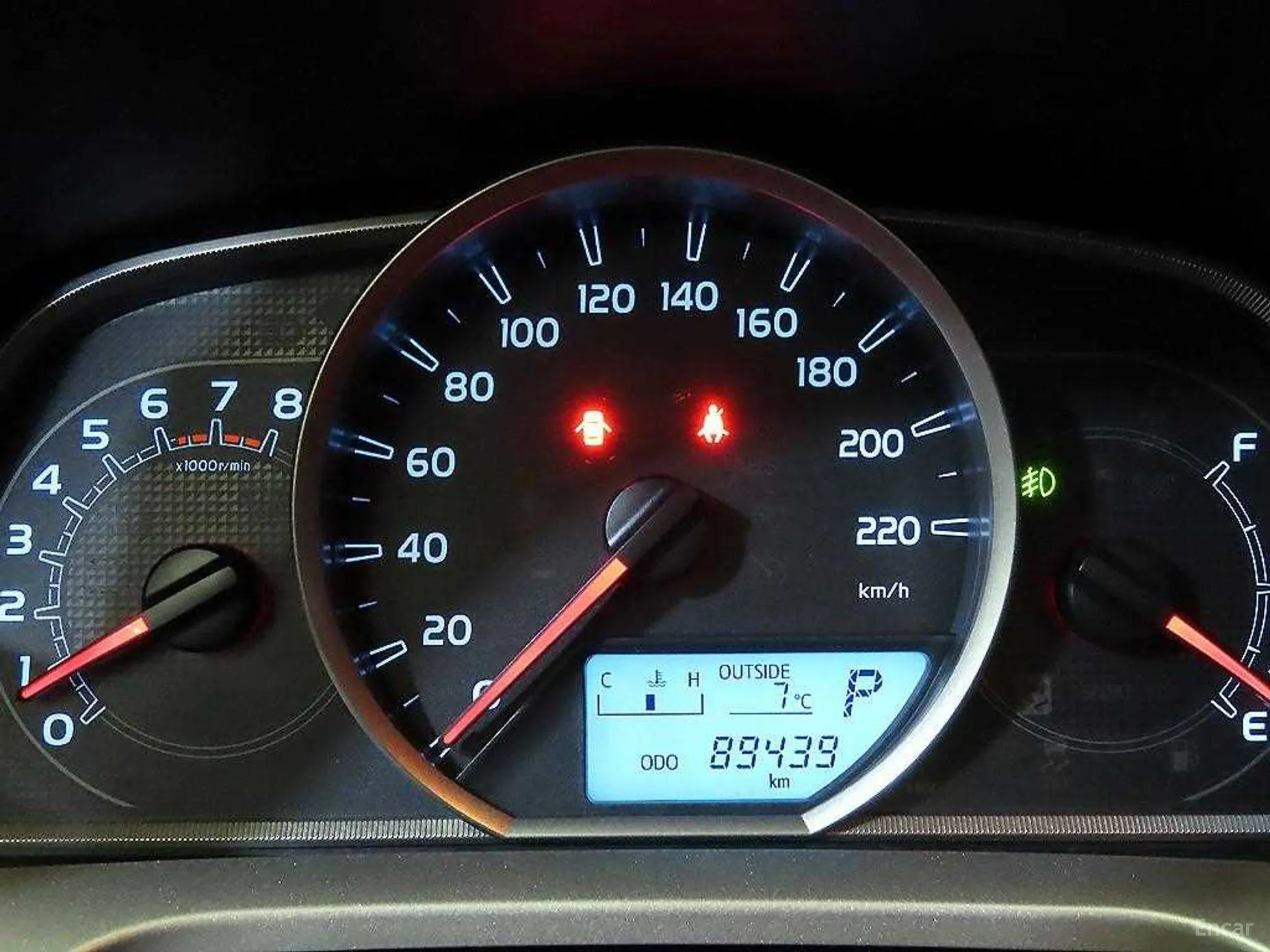 Toyota RAV4 превью 8