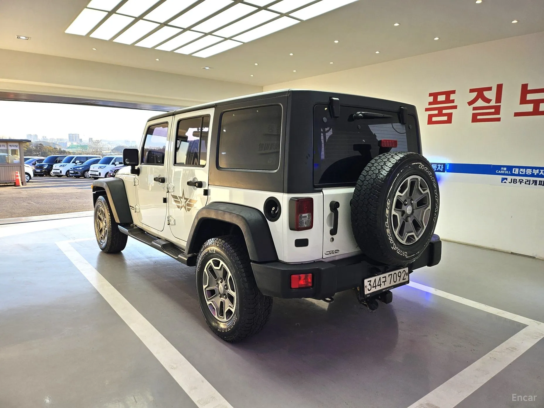 Jeep Wrangler (JK) превью 5