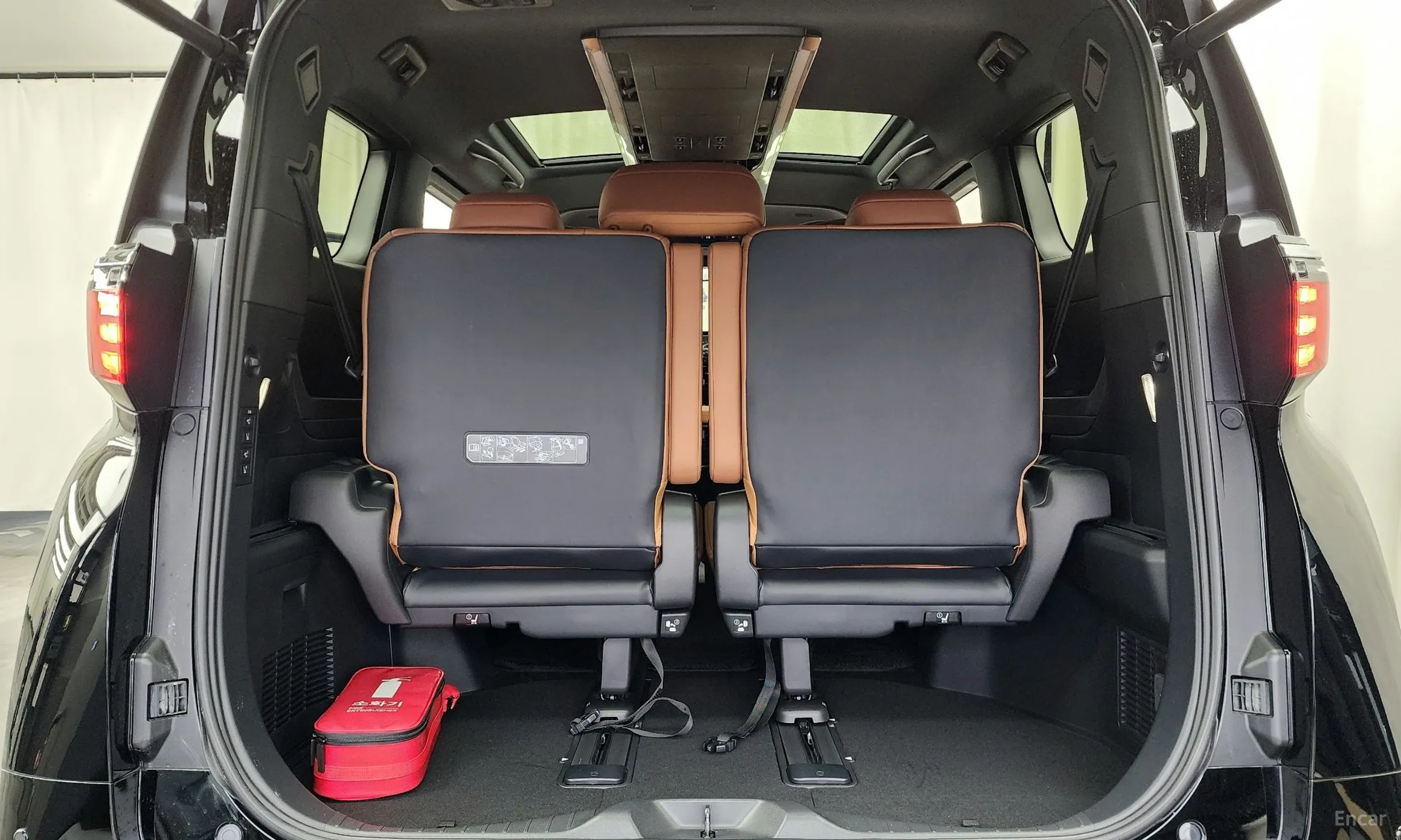 Toyota Alphard 4th Generation превью 20