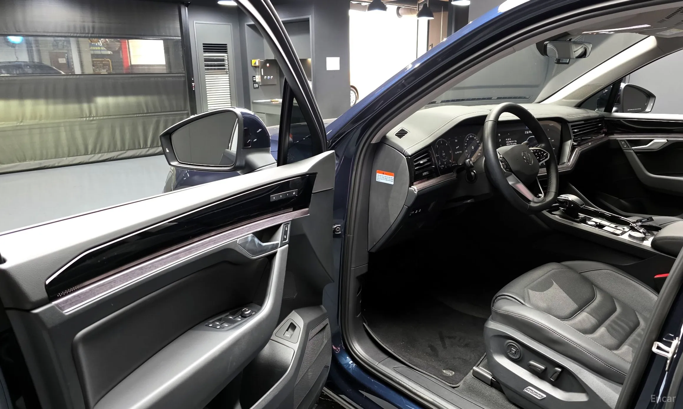 Volkswagen Touareg 3rd Generation превью 10