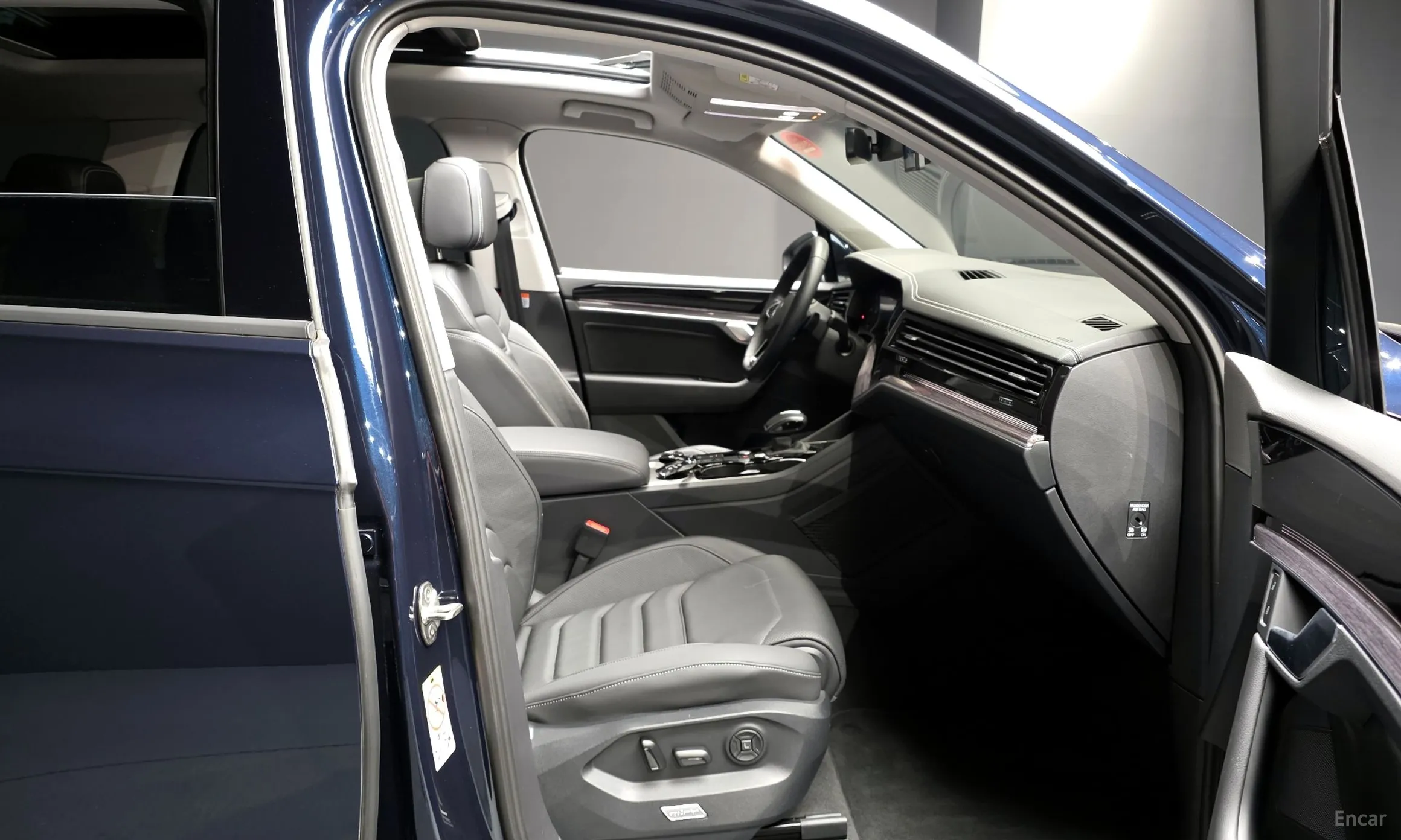 Volkswagen Touareg 3rd Generation превью 12