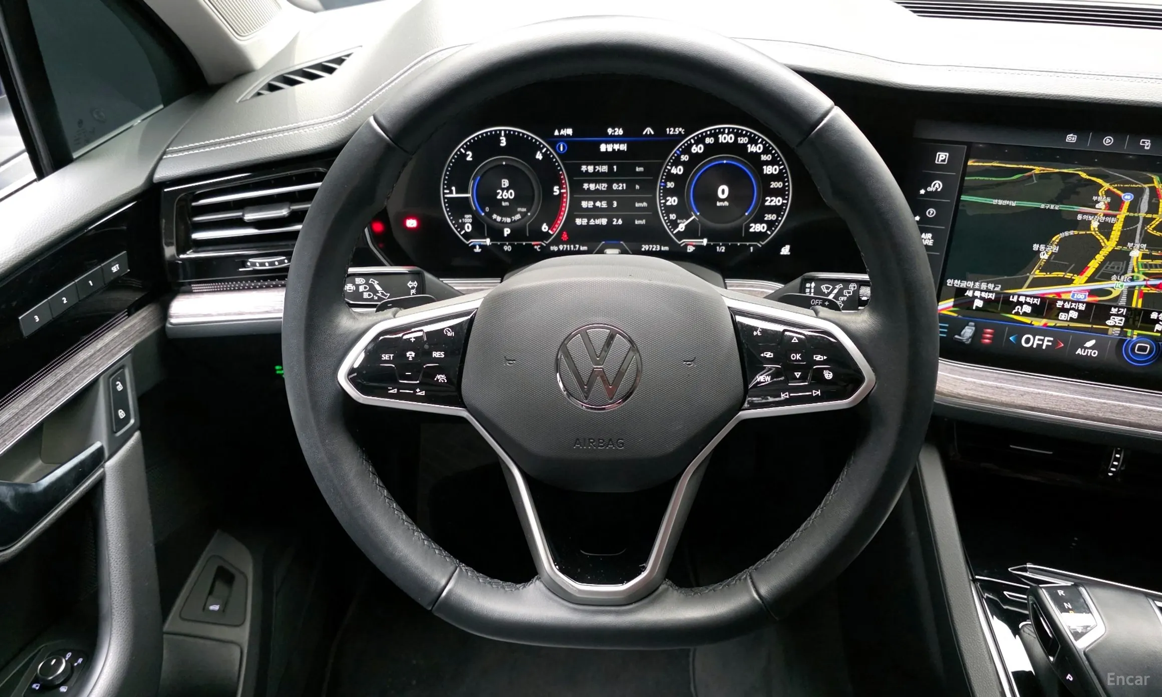Volkswagen Touareg 3rd Generation превью 13