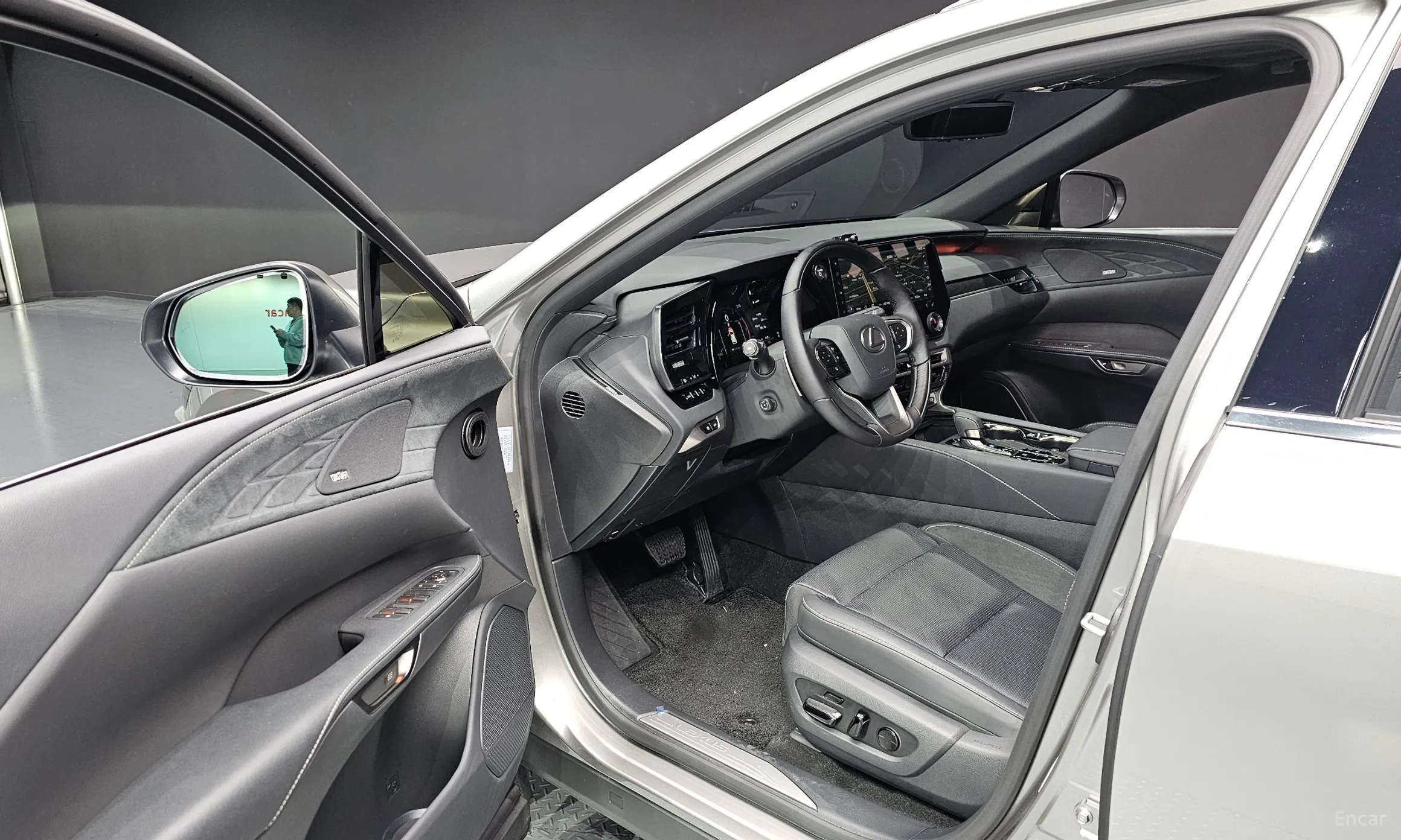 Lexus RX350h 5th Generation превью 11