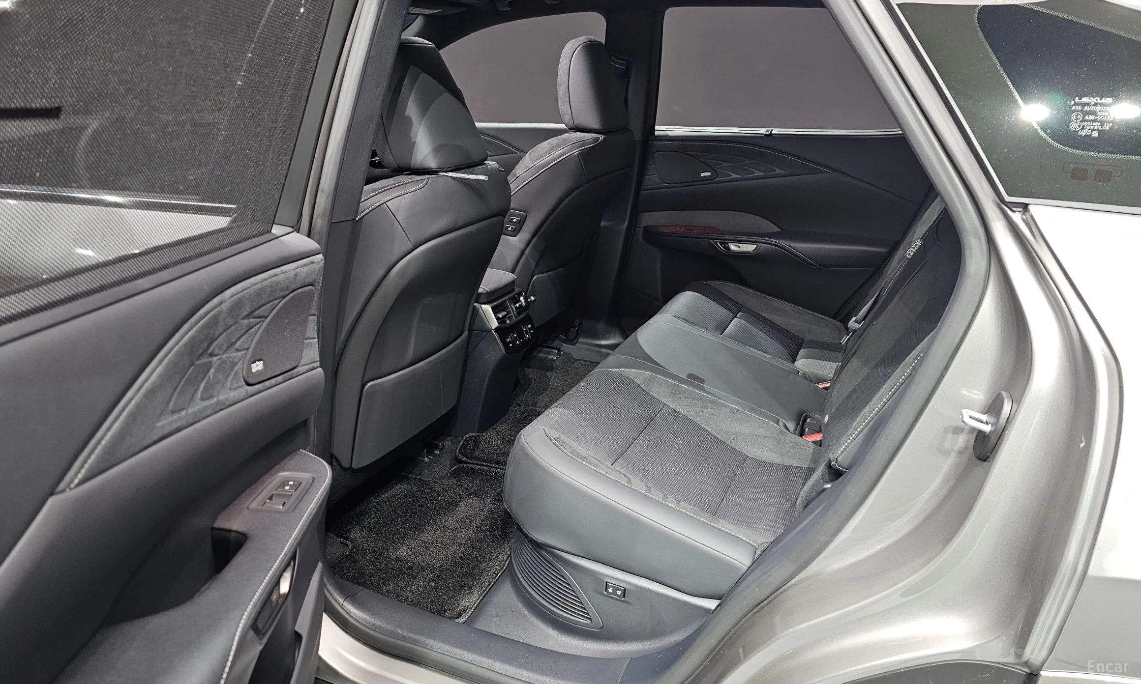 Lexus RX350h 5th Generation превью 16