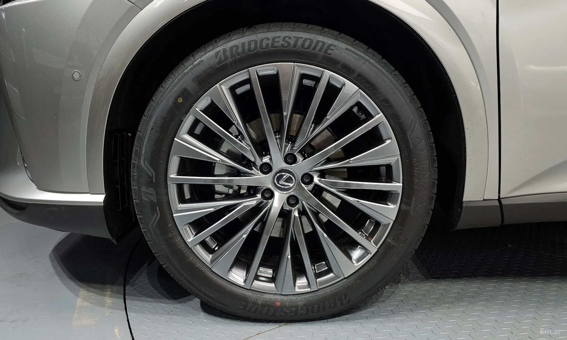 Lexus RX350h 5th Generation превью 5