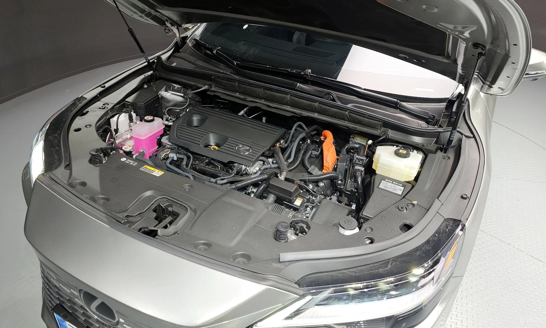 Lexus RX350h 5th Generation превью 6