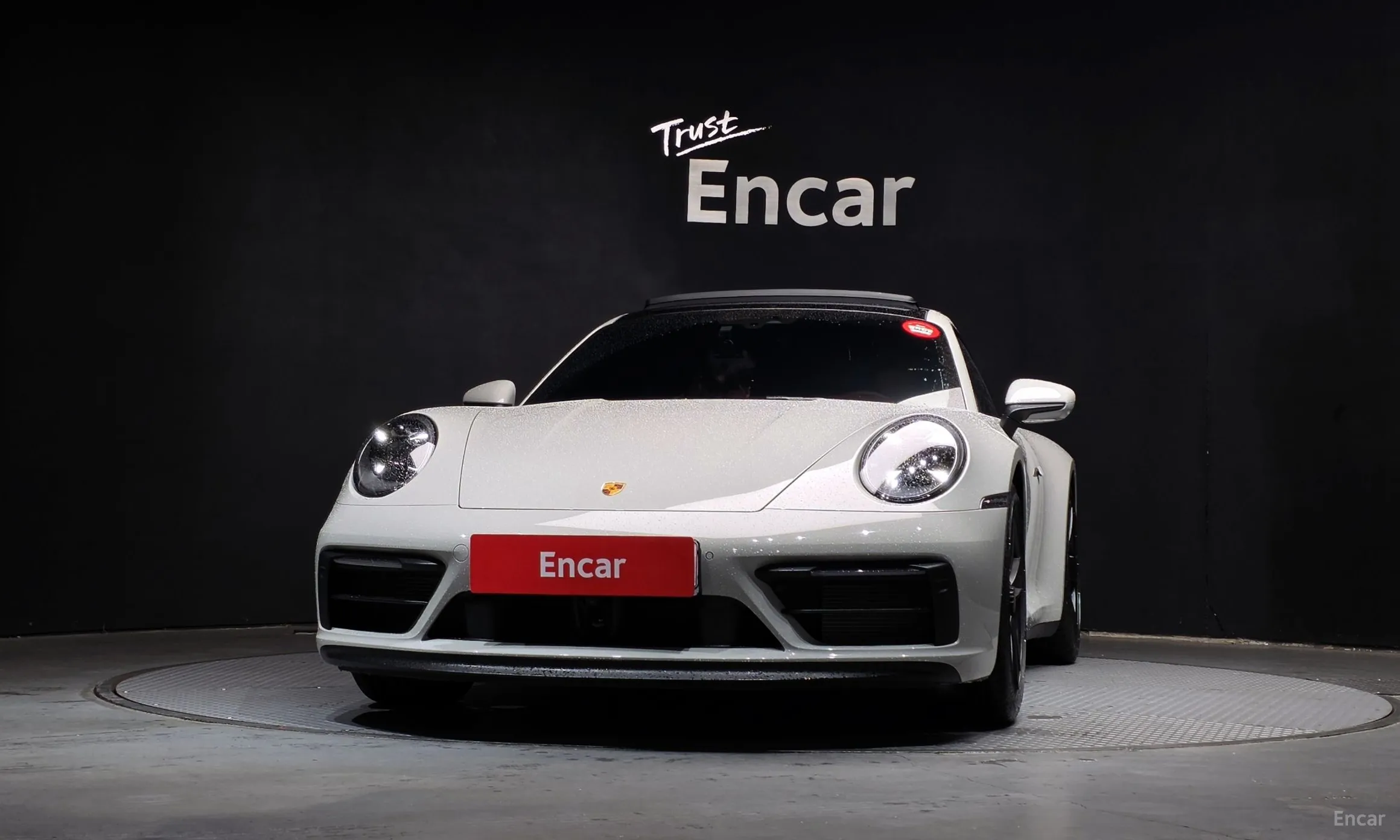 Porsche 911 (992) превью 3