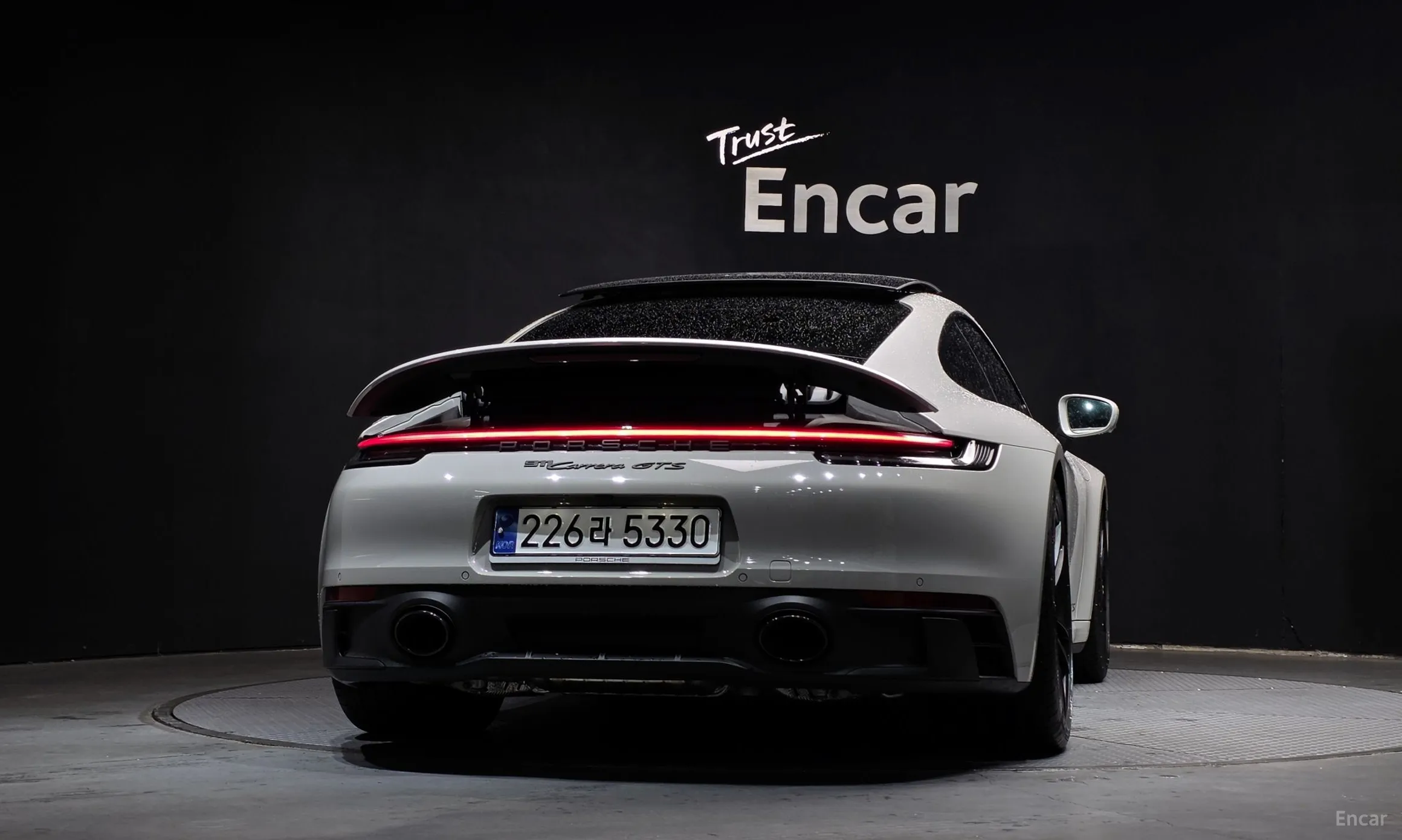 Porsche 911 (992) превью 4
