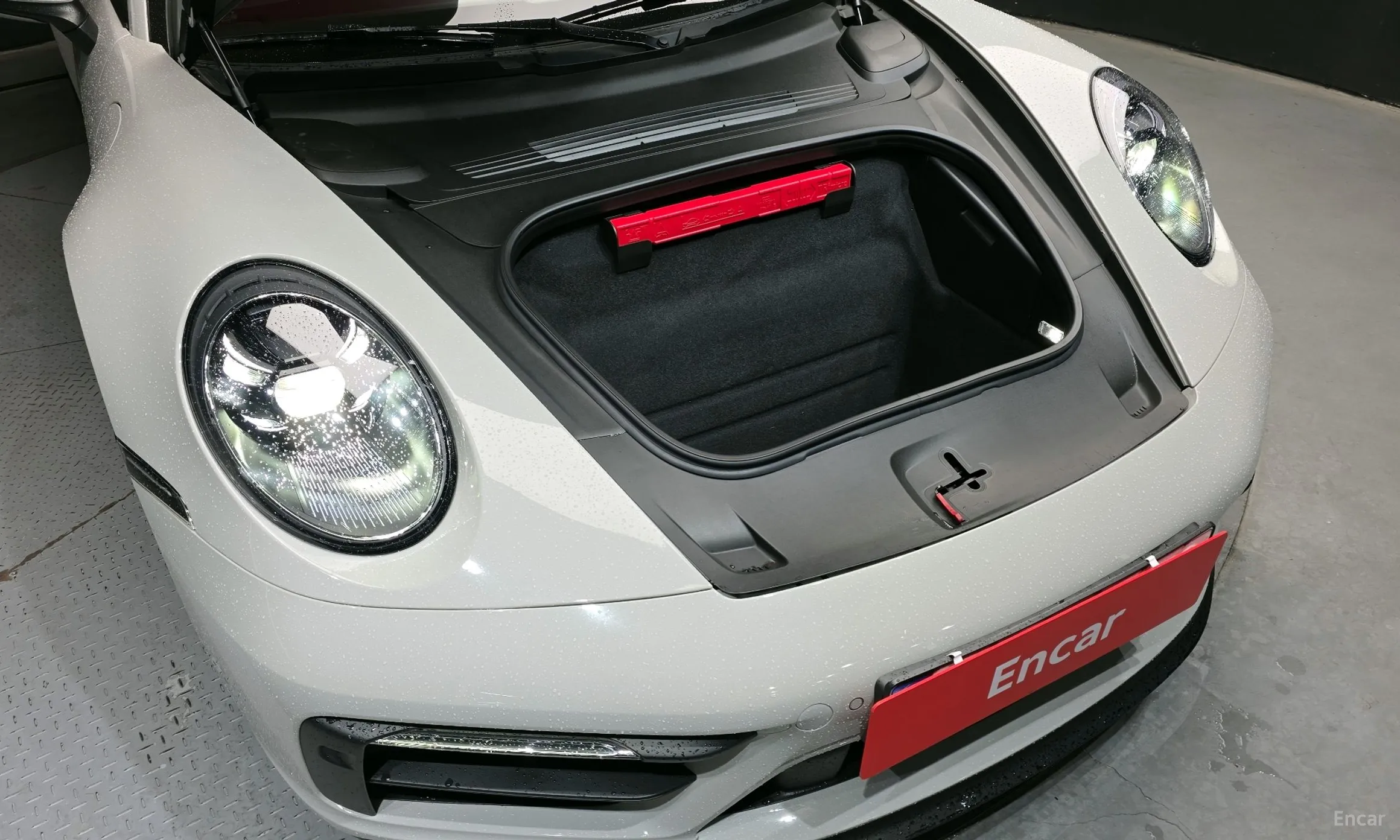 Porsche 911 (992) превью 6