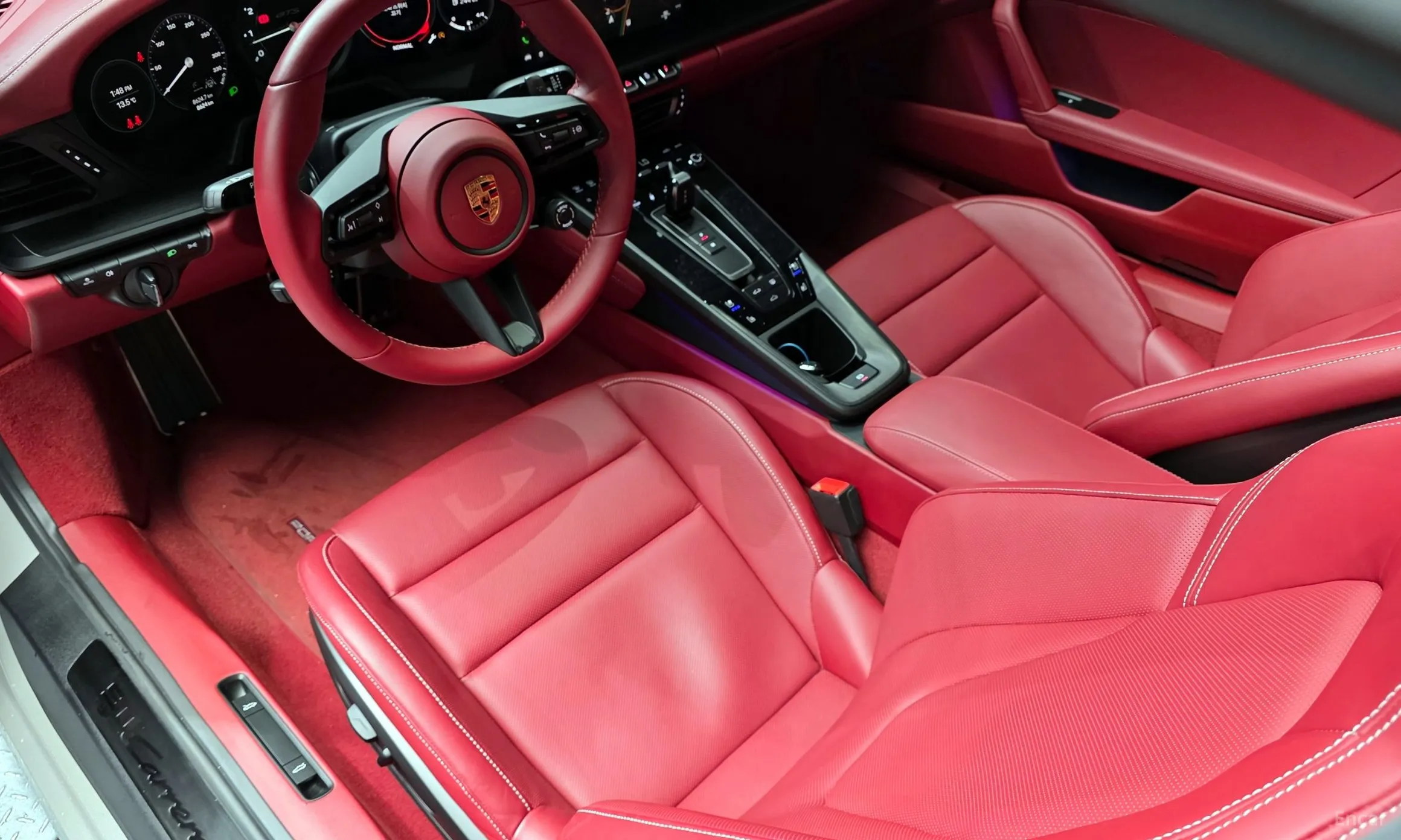 Porsche 911 (992) превью 7