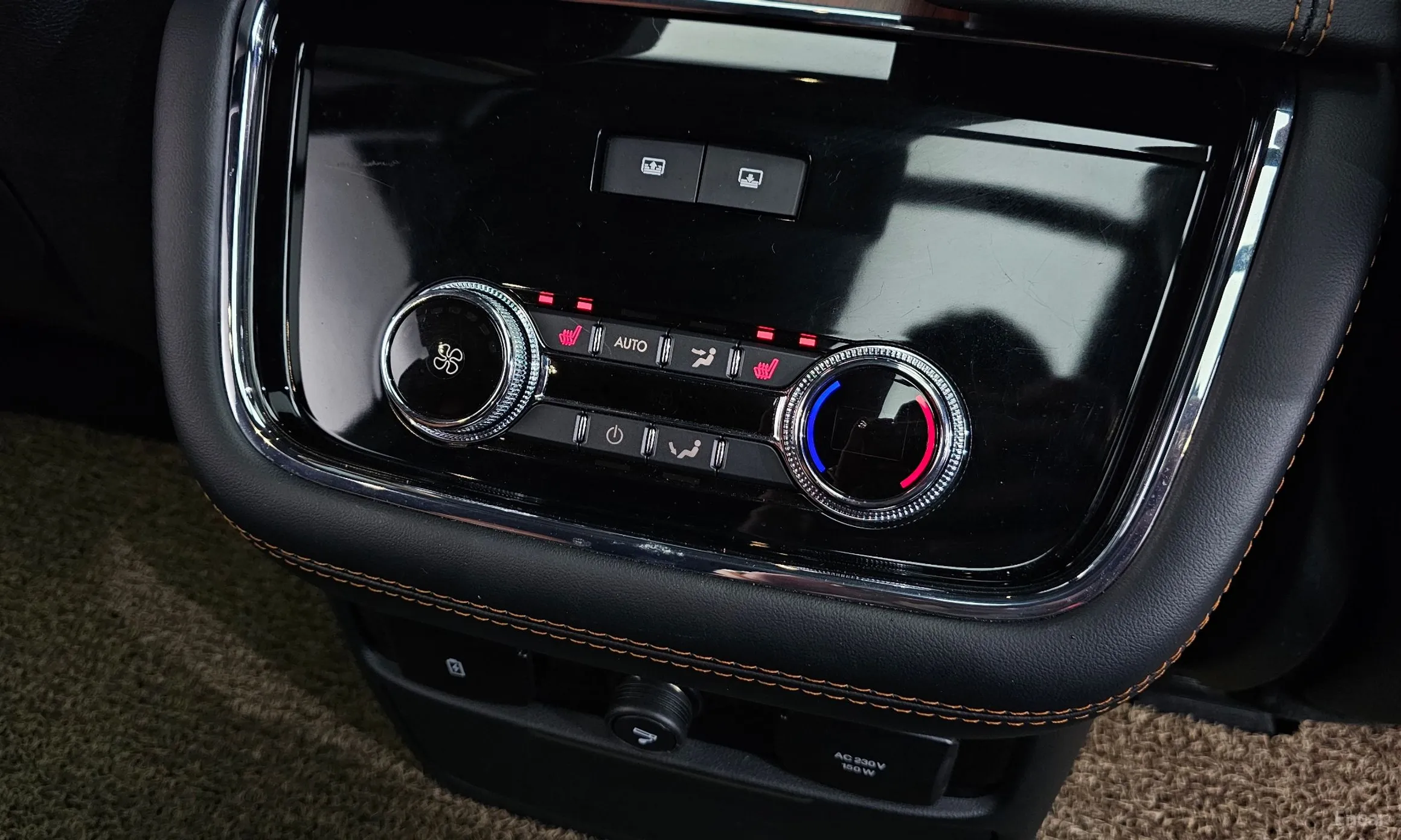 Lincoln Navigator 4th generation превью 18