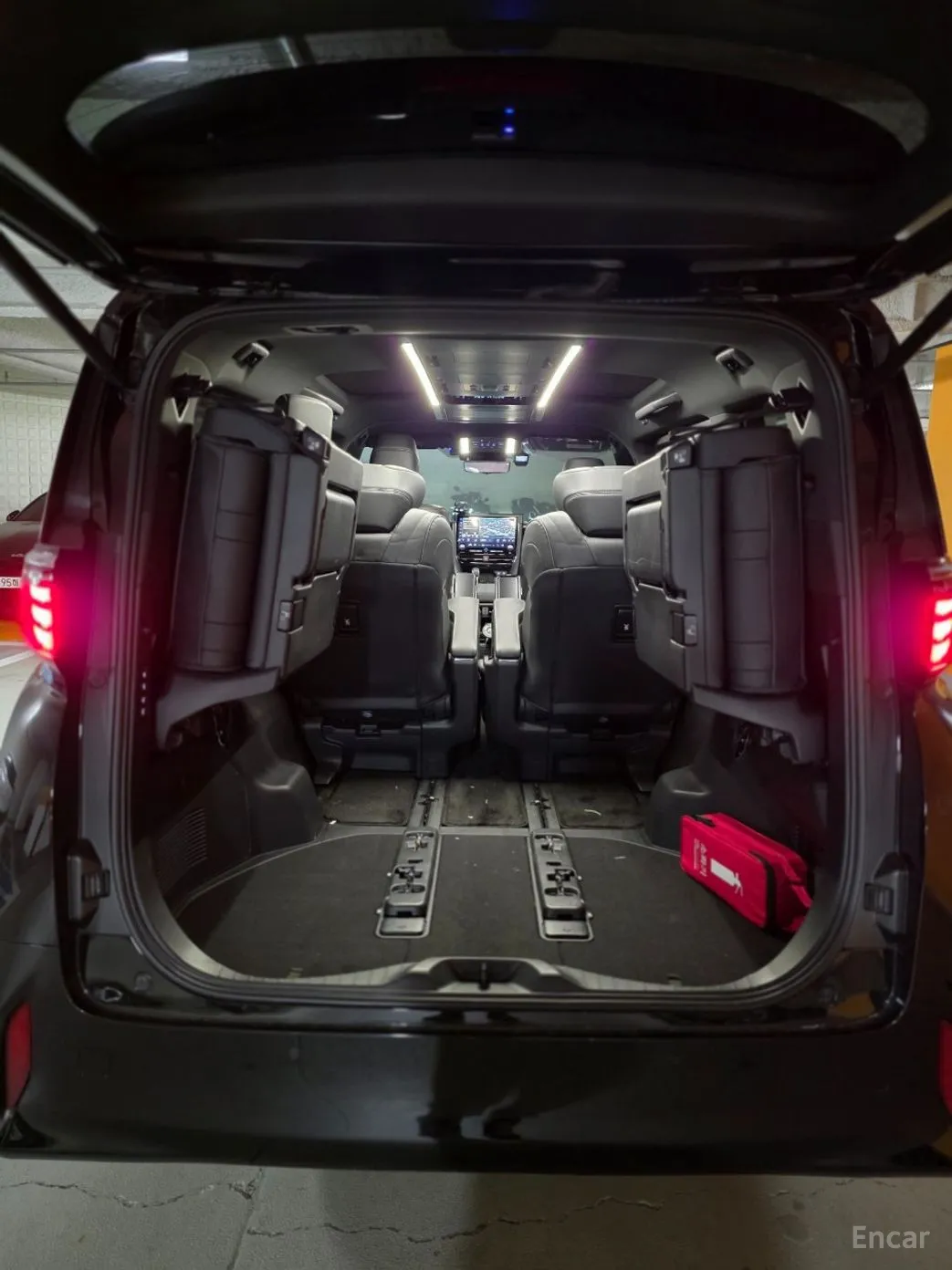 Toyota Alphard 4th Generation превью 13