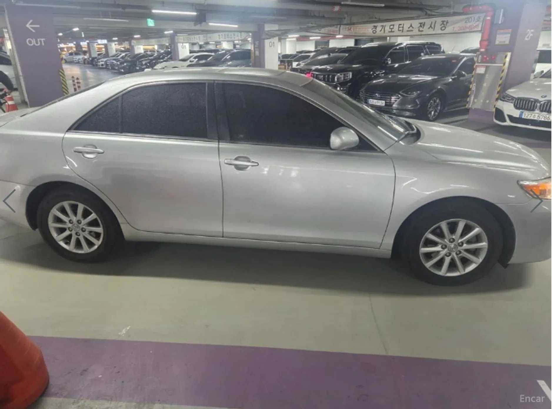Toyota Camry превью 4