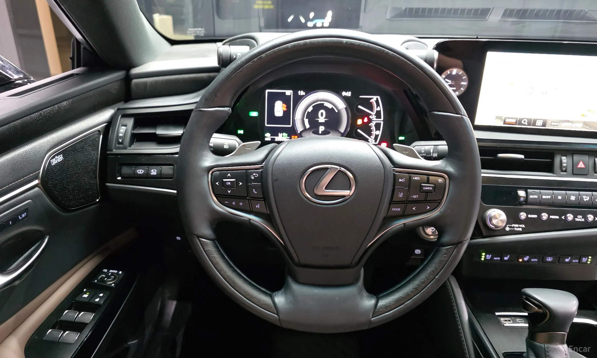 Lexus ES300h 7th Generation превью 13