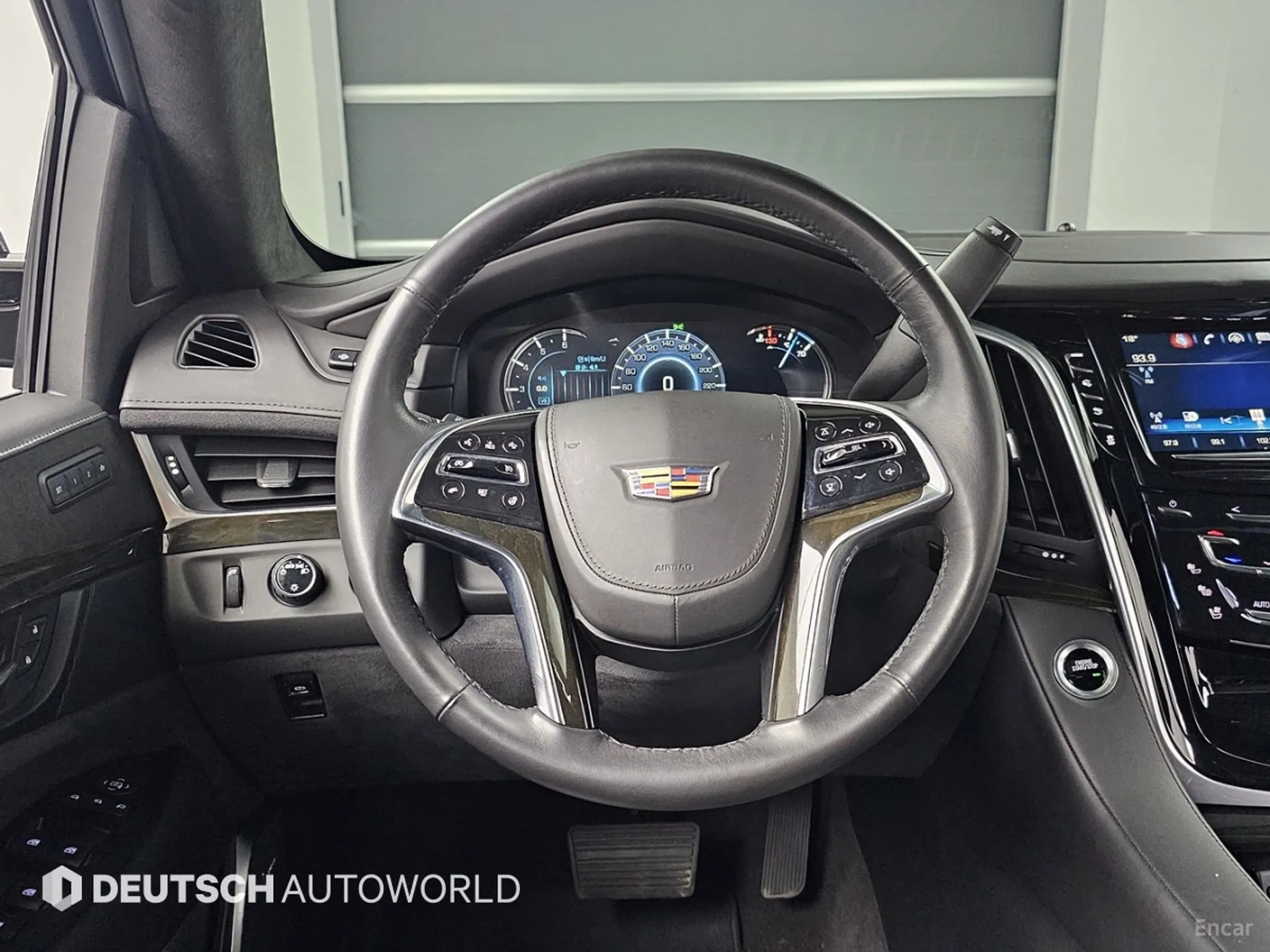 Cadillac Escalade превью 13