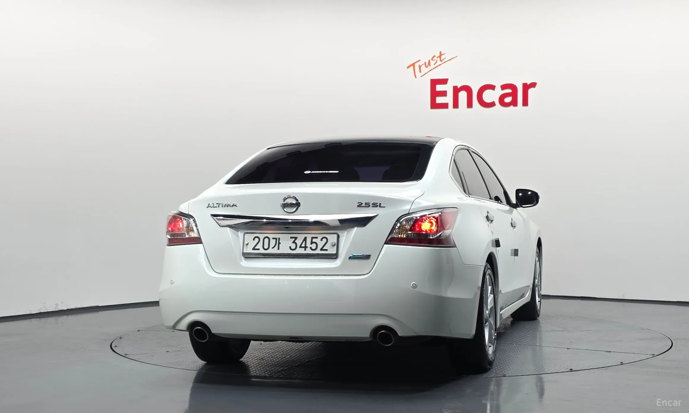 Nissan Altima превью 4
