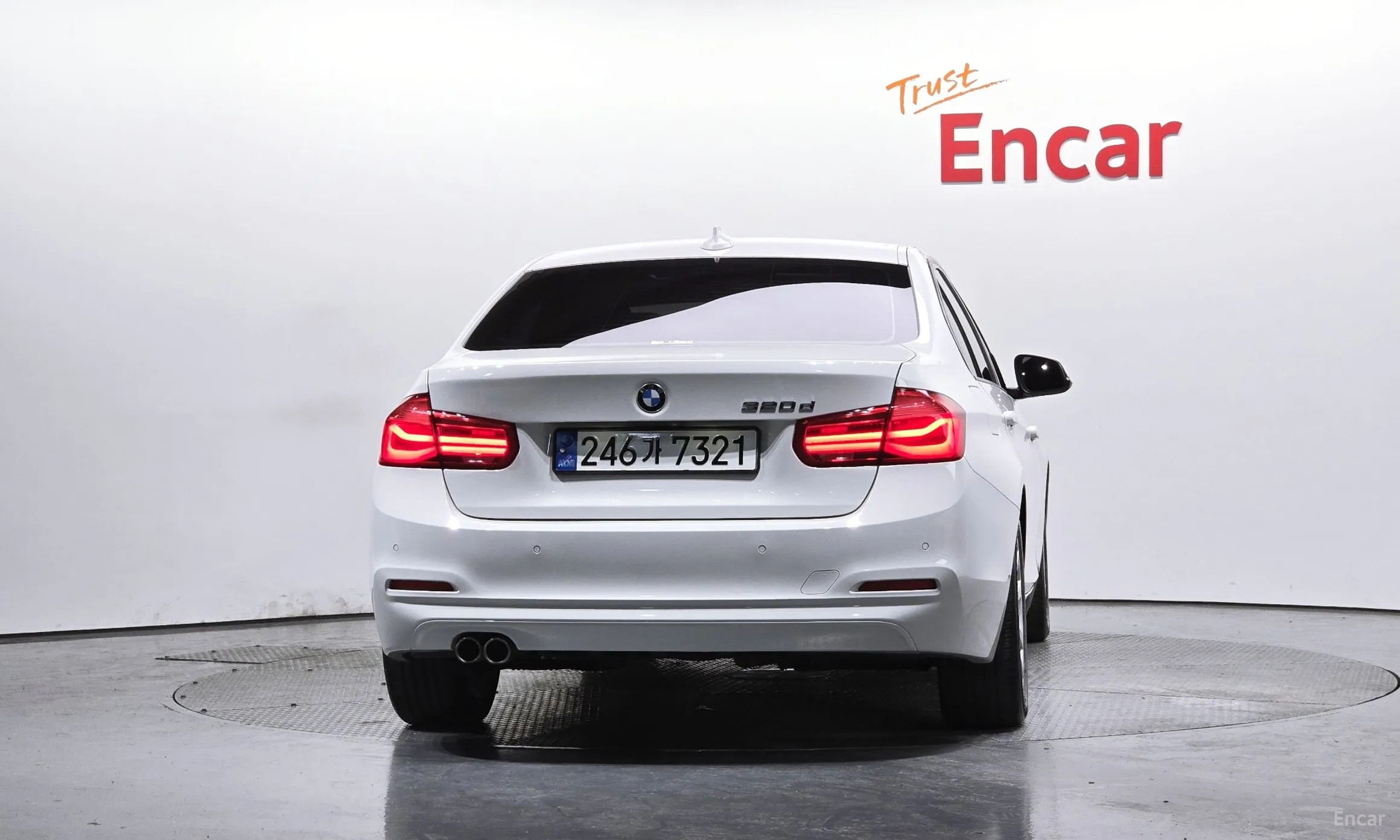 BMW 3 Series (F30) превью 4