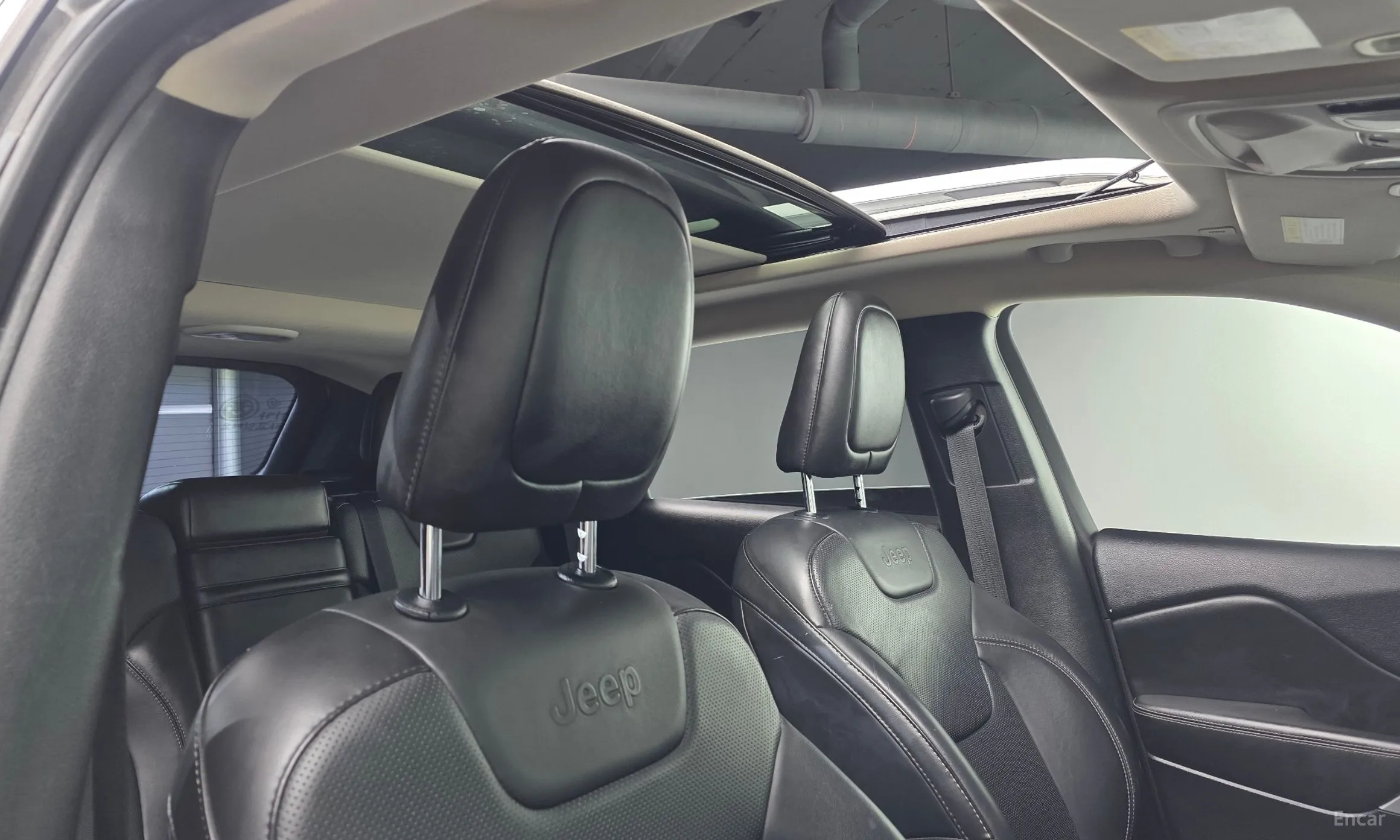 Jeep Cherokee (KL) превью 18