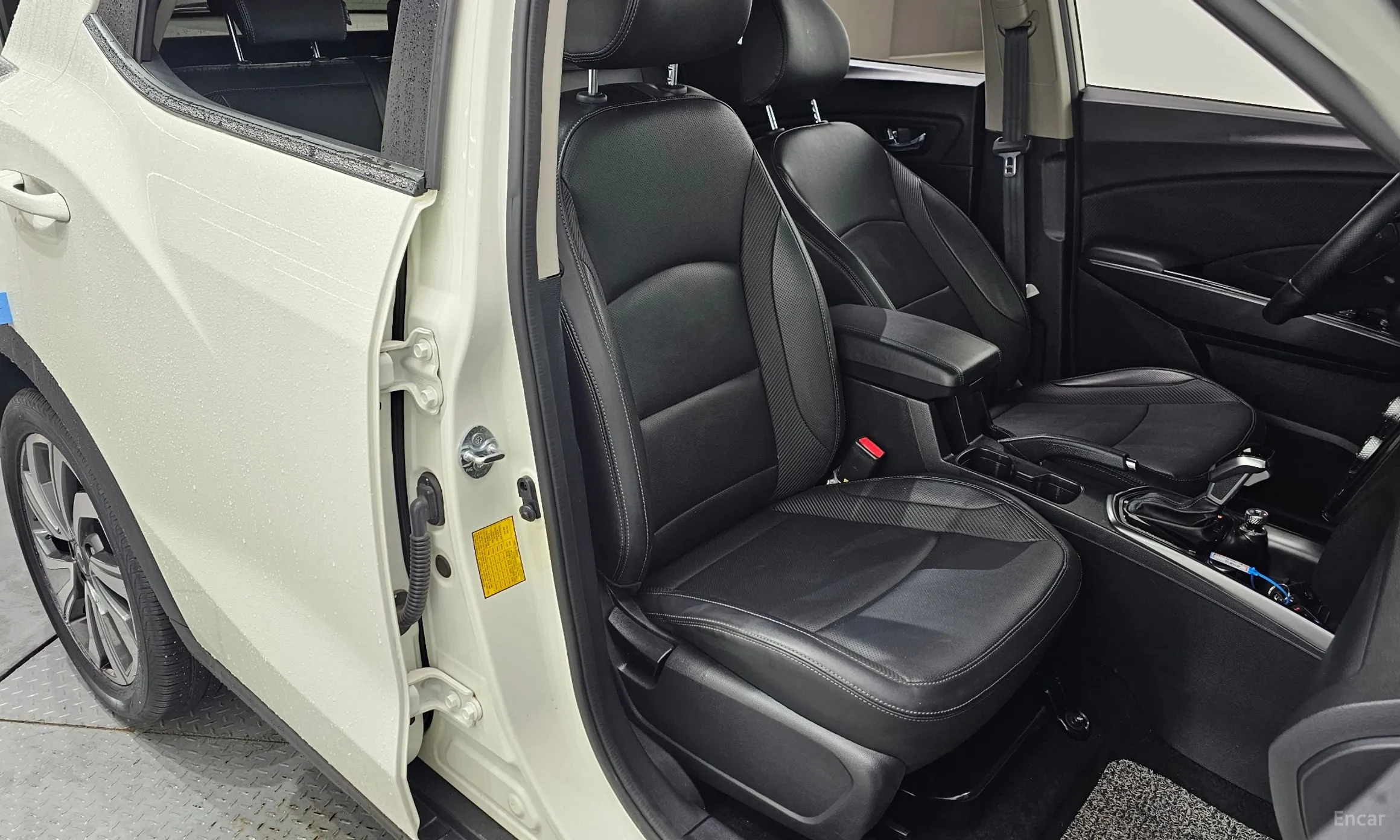 KG Mobility (SsangYong) Berry New Tivoli превью 11