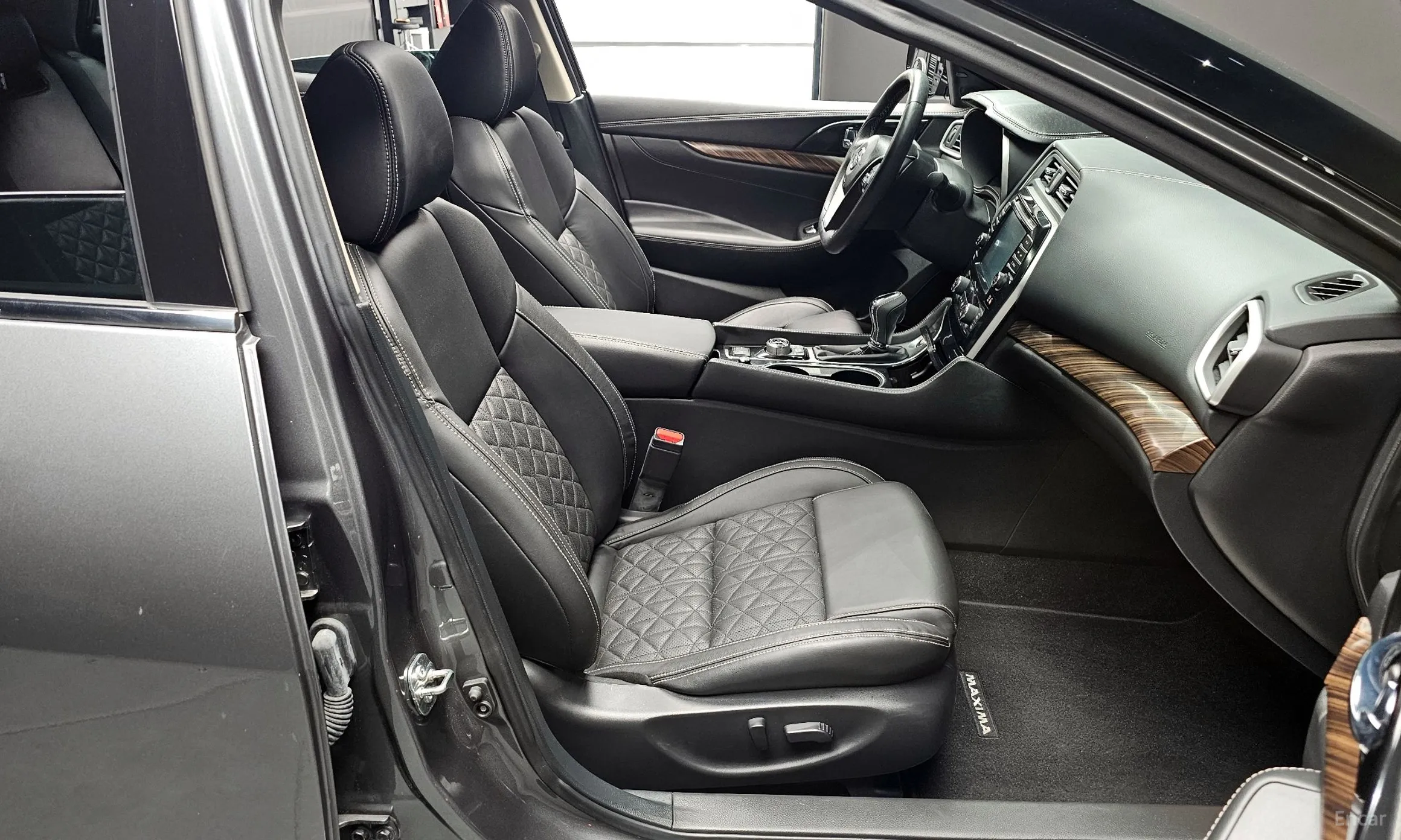 Nissan Maxima (A36) превью 10