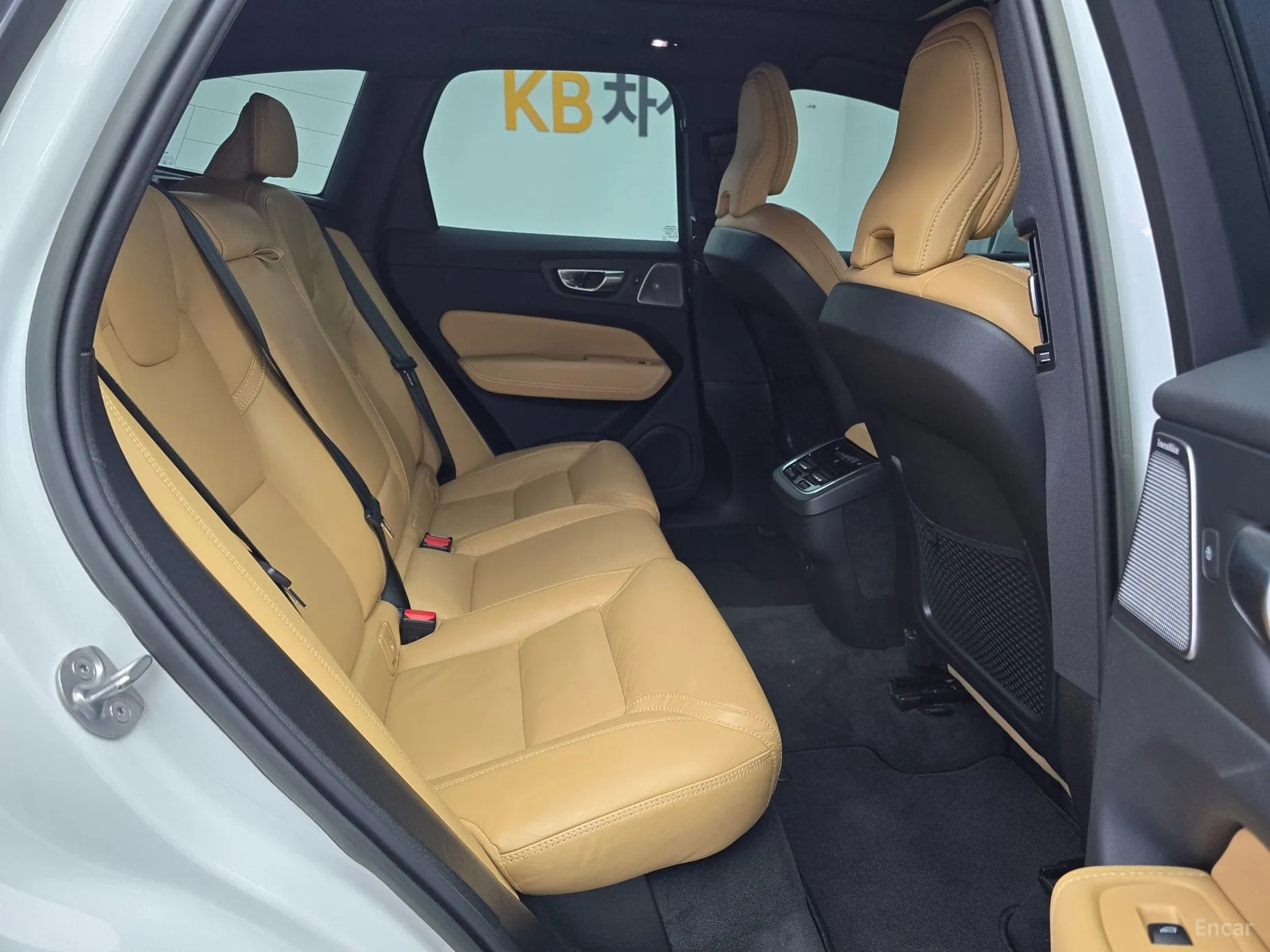 Volvo XC60 Gen 2 превью 9