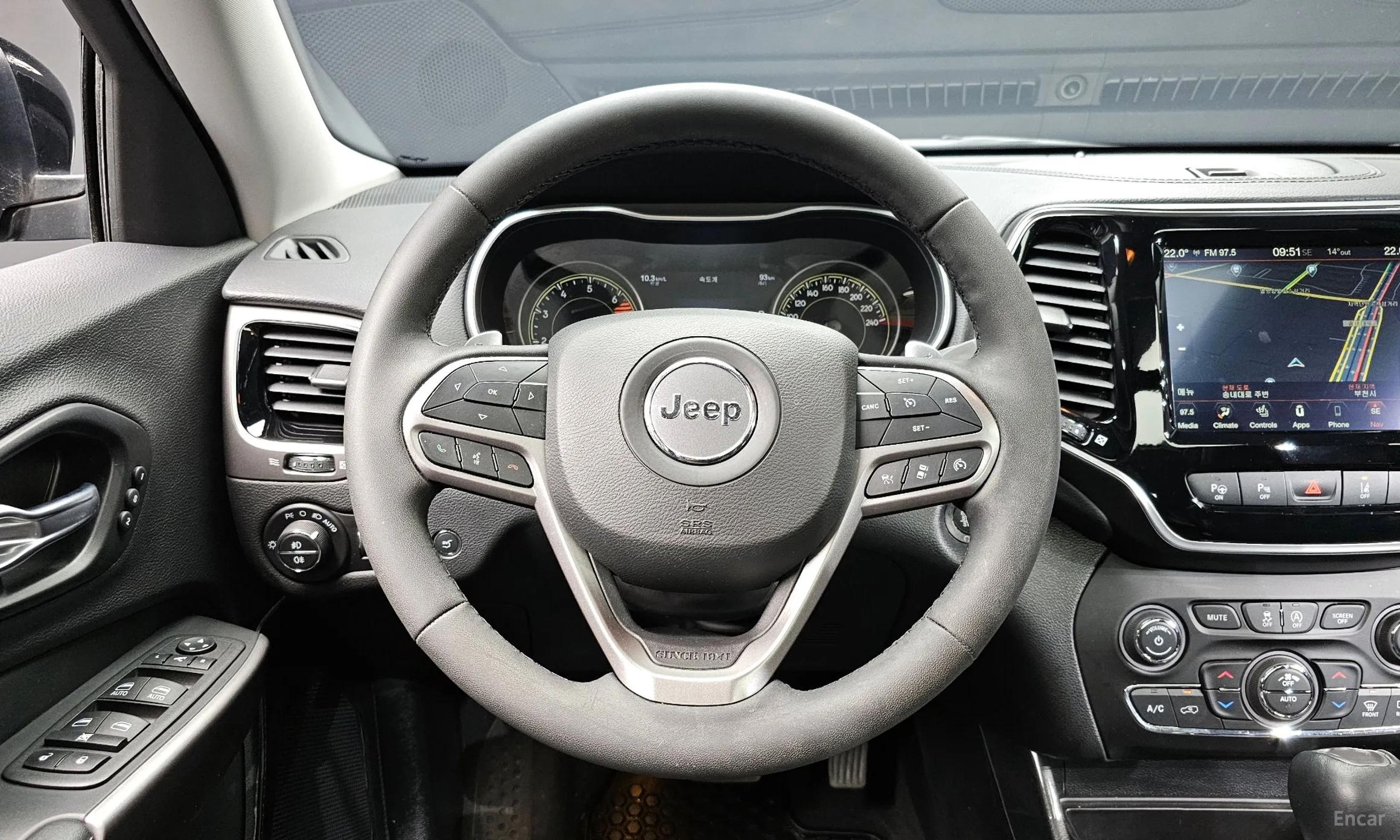 Jeep Cherokee (KL) превью 12