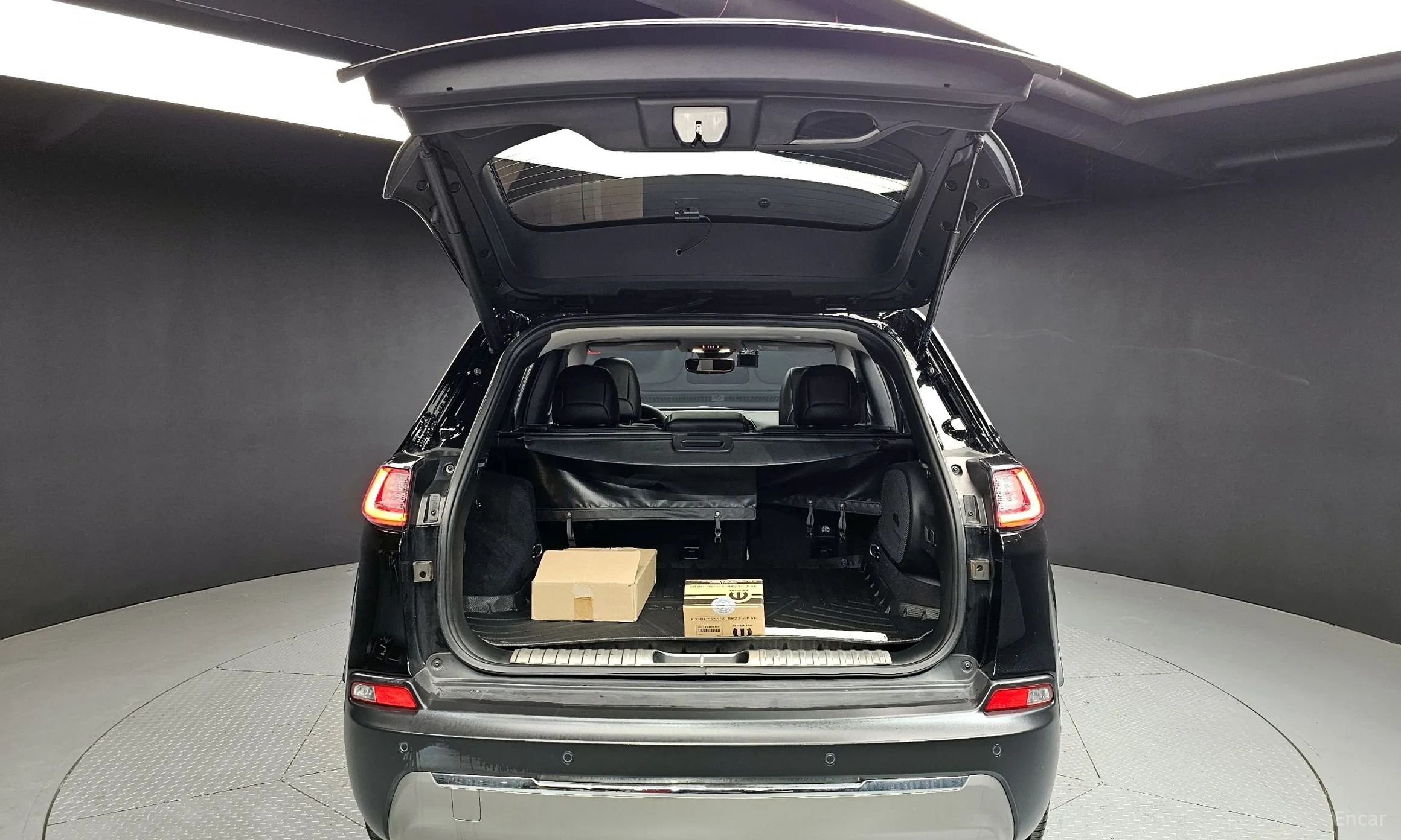 Jeep Cherokee (KL) превью 20