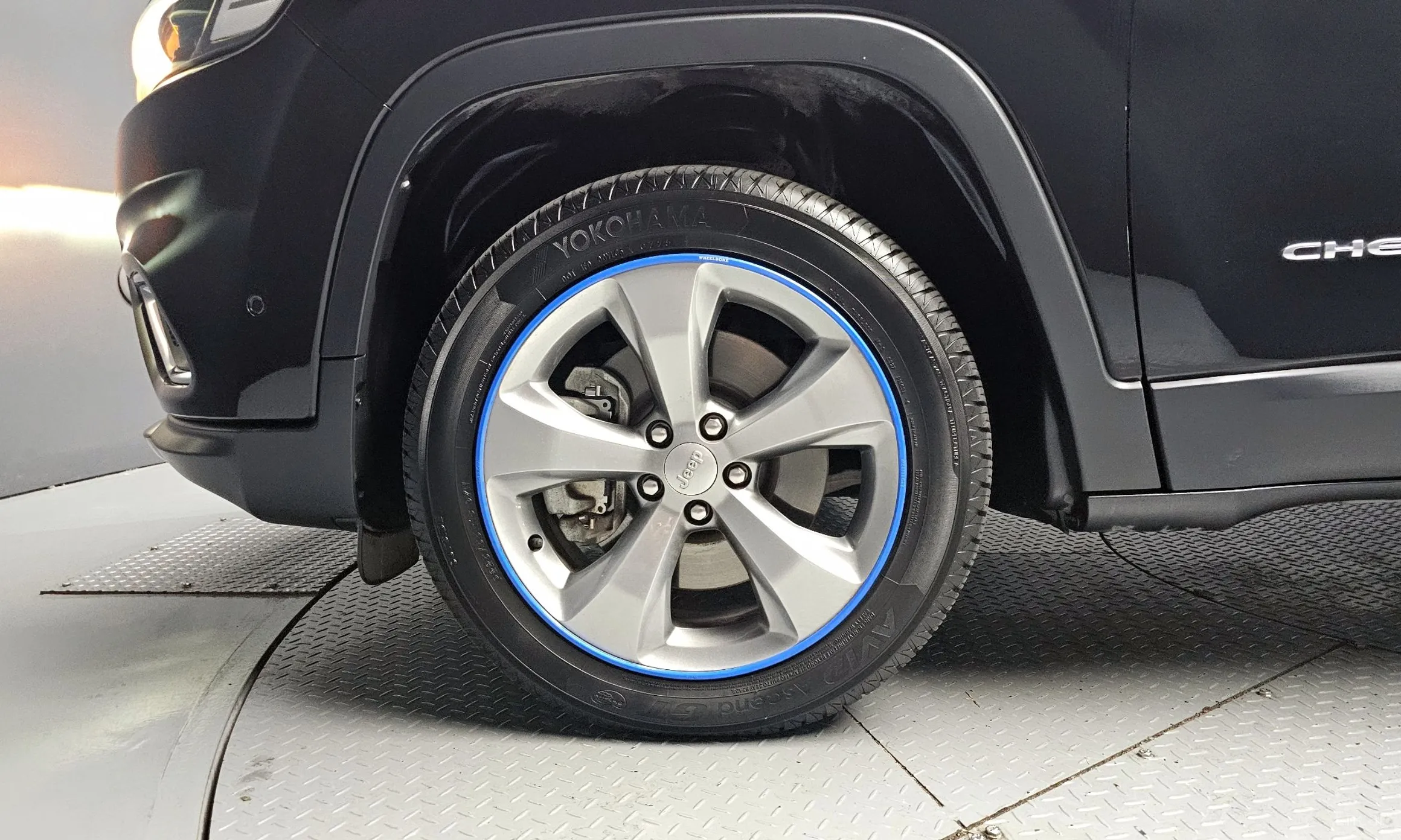 Jeep Cherokee (KL) превью 5