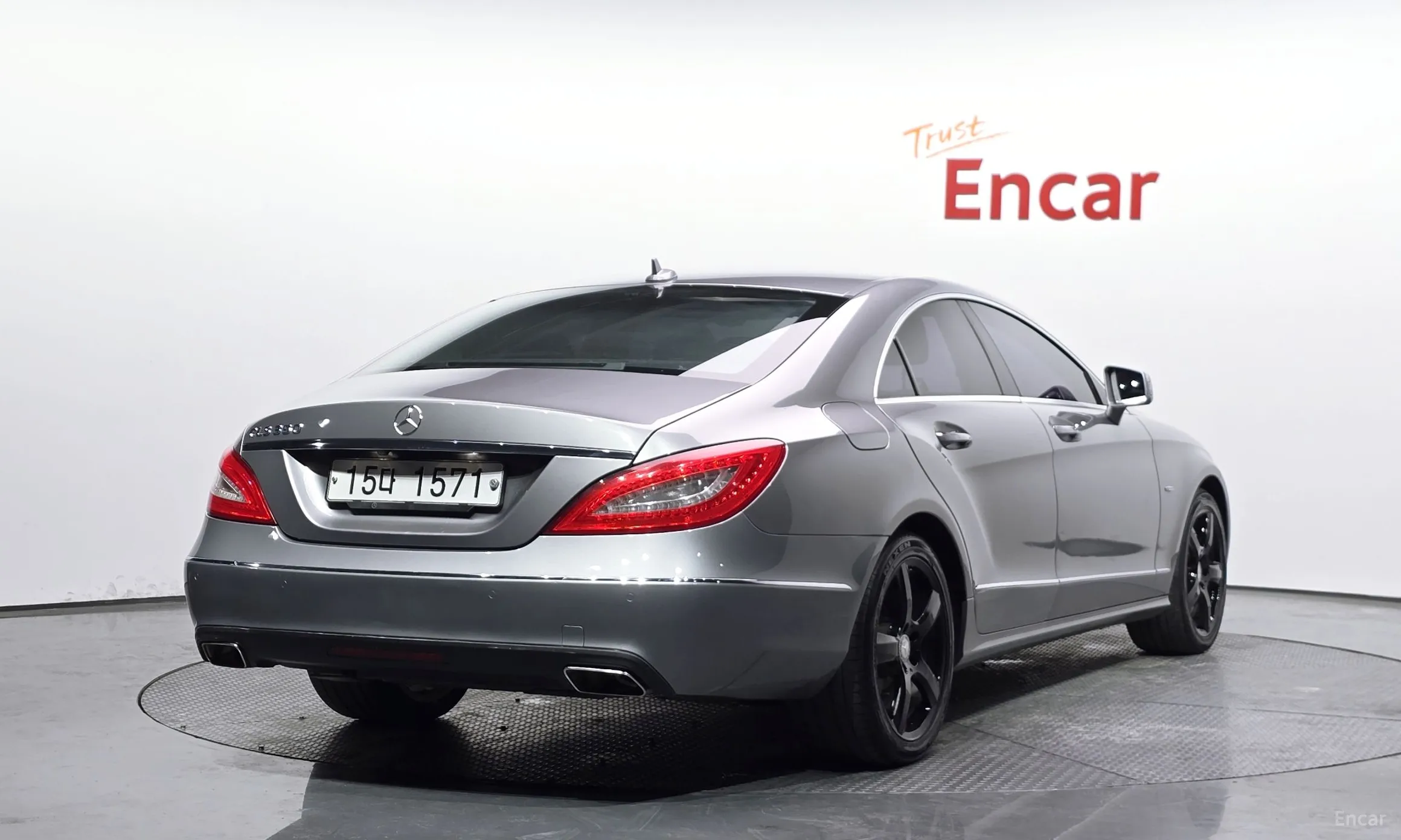 Mercedes Benz CLS-Class W218