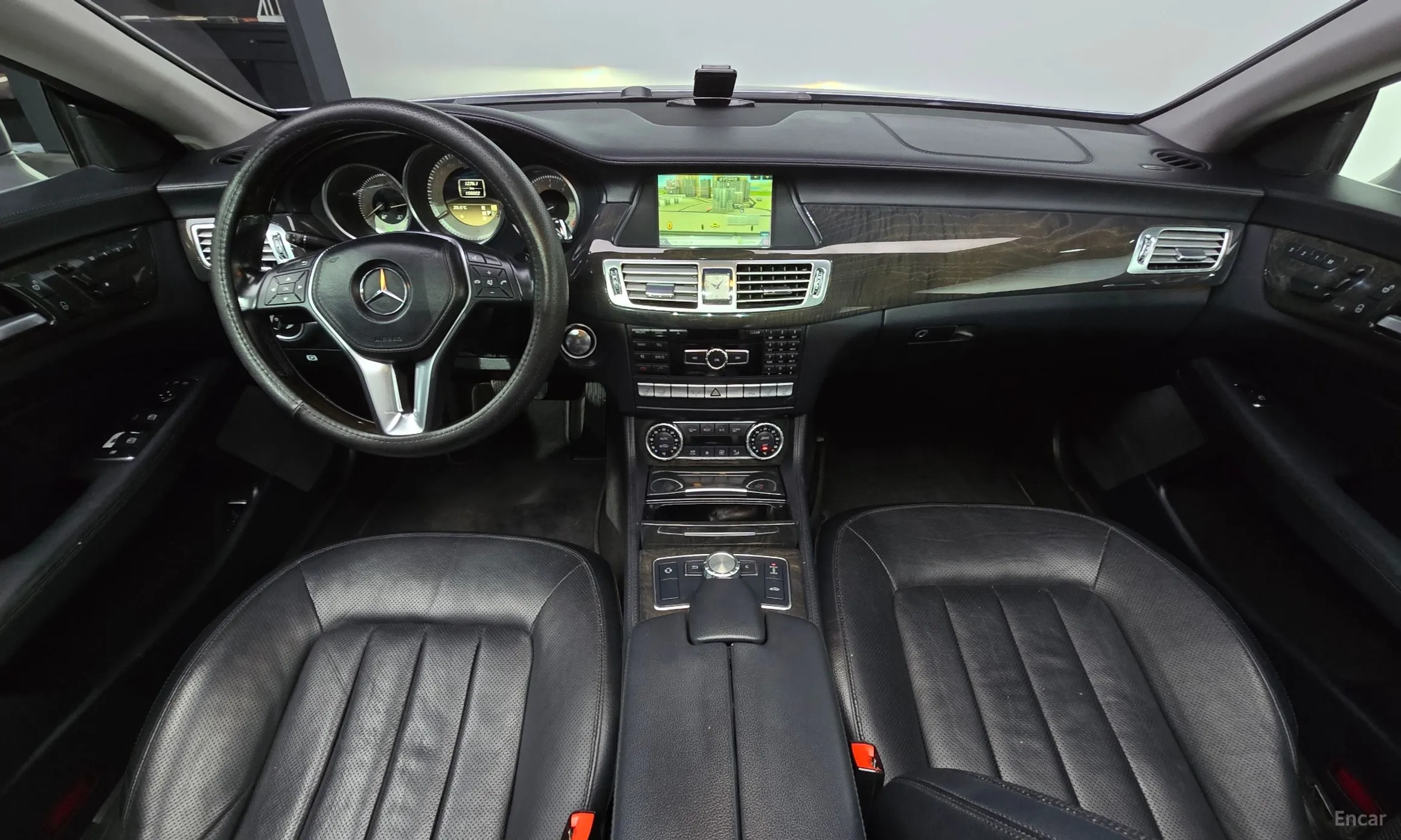 Mercedes Benz CLS-Class W218 превью 7