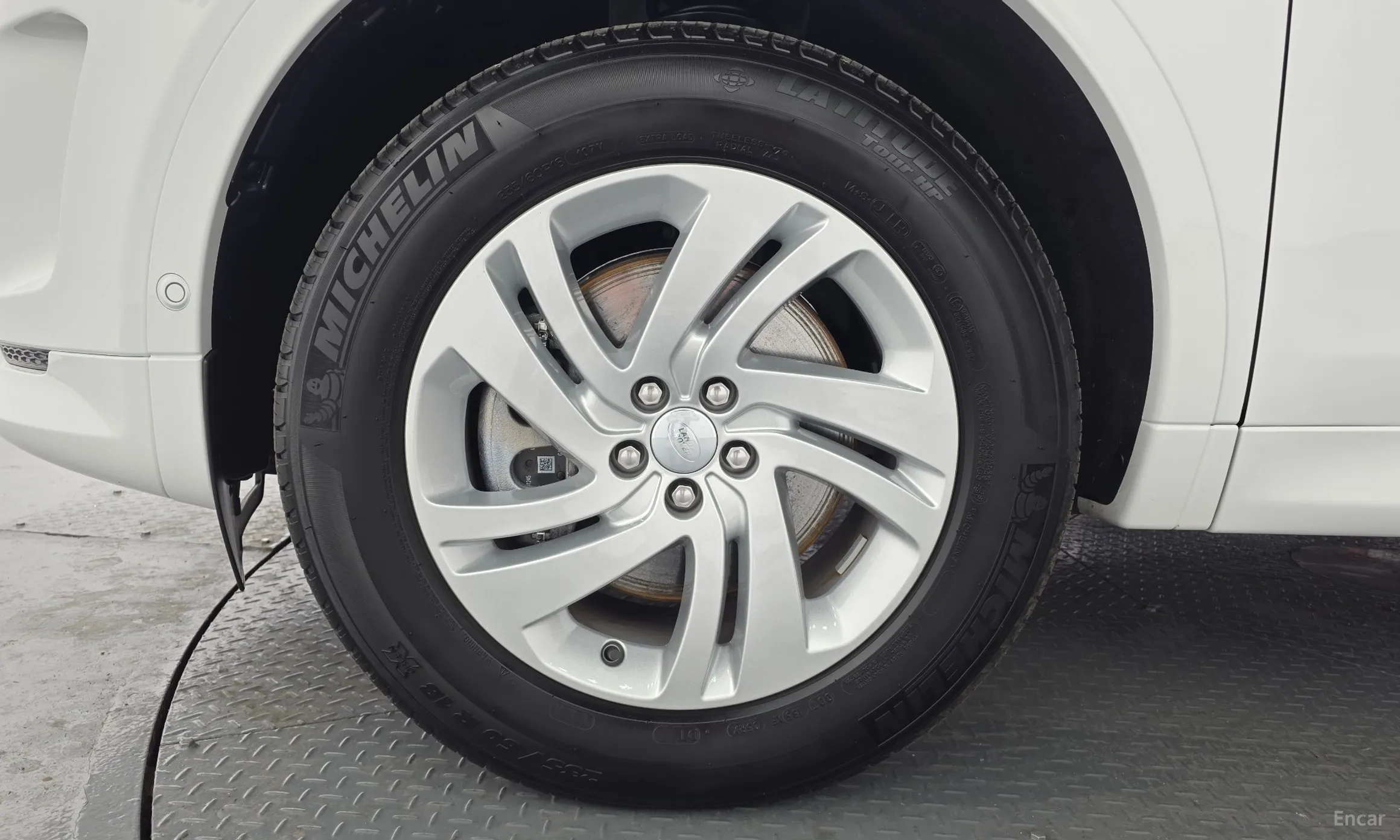 Land Rover Discovery Sports превью 9